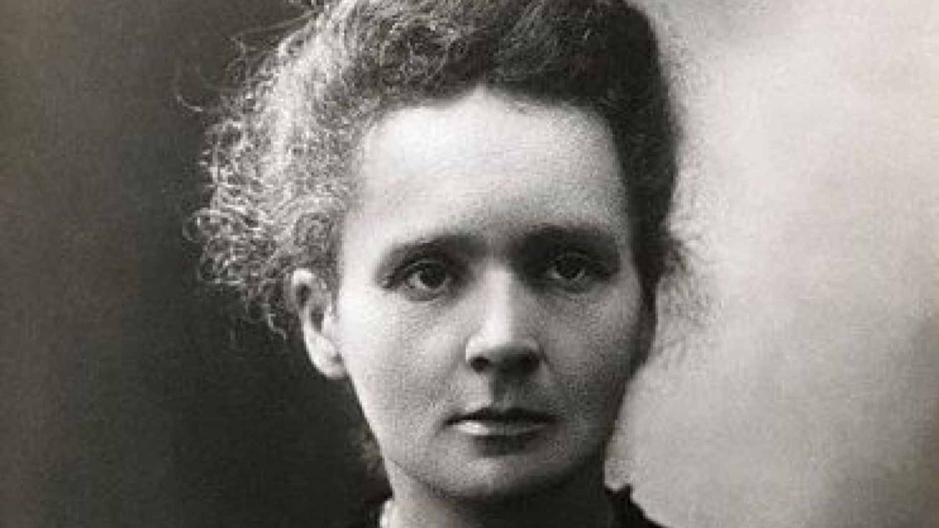 8. Le cercueil en plomb radioactif de Marie Curie
