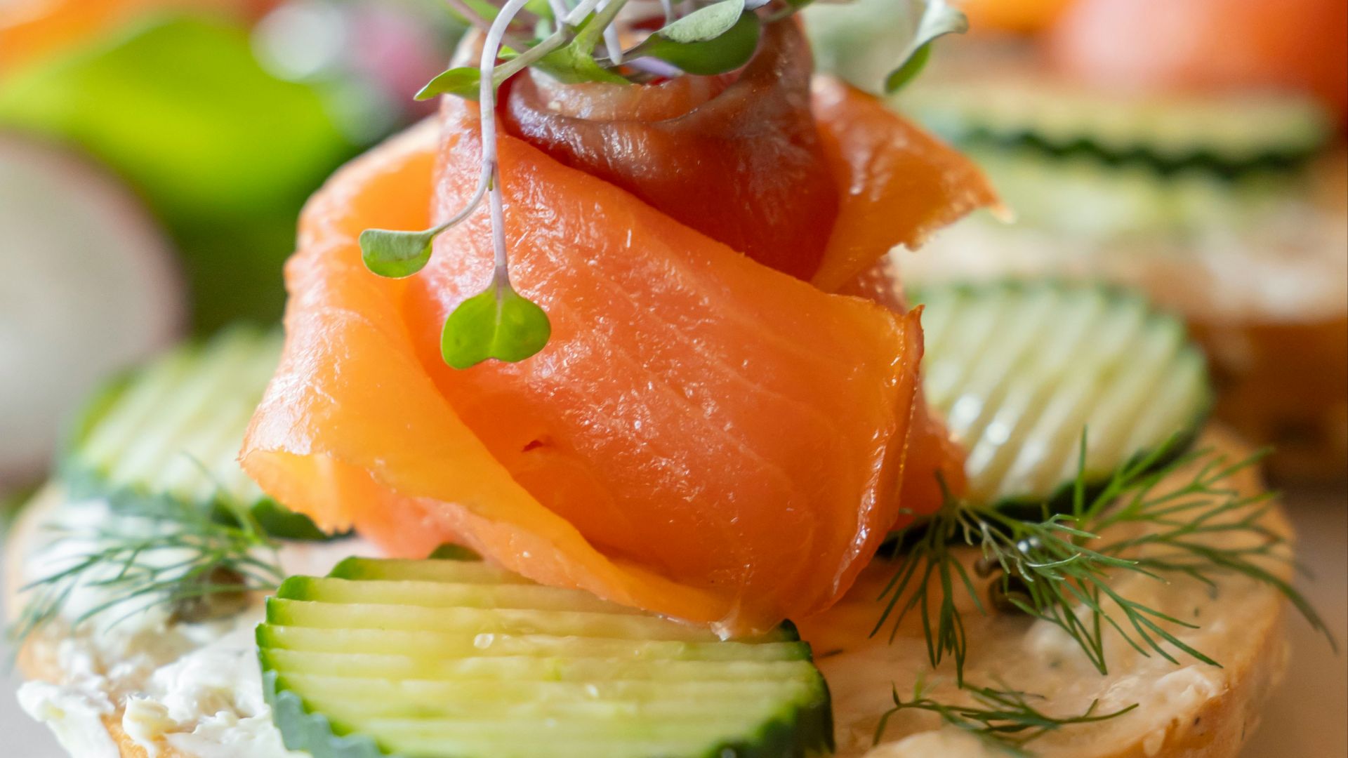 6. Rouleaux de concombre au saumon fumé