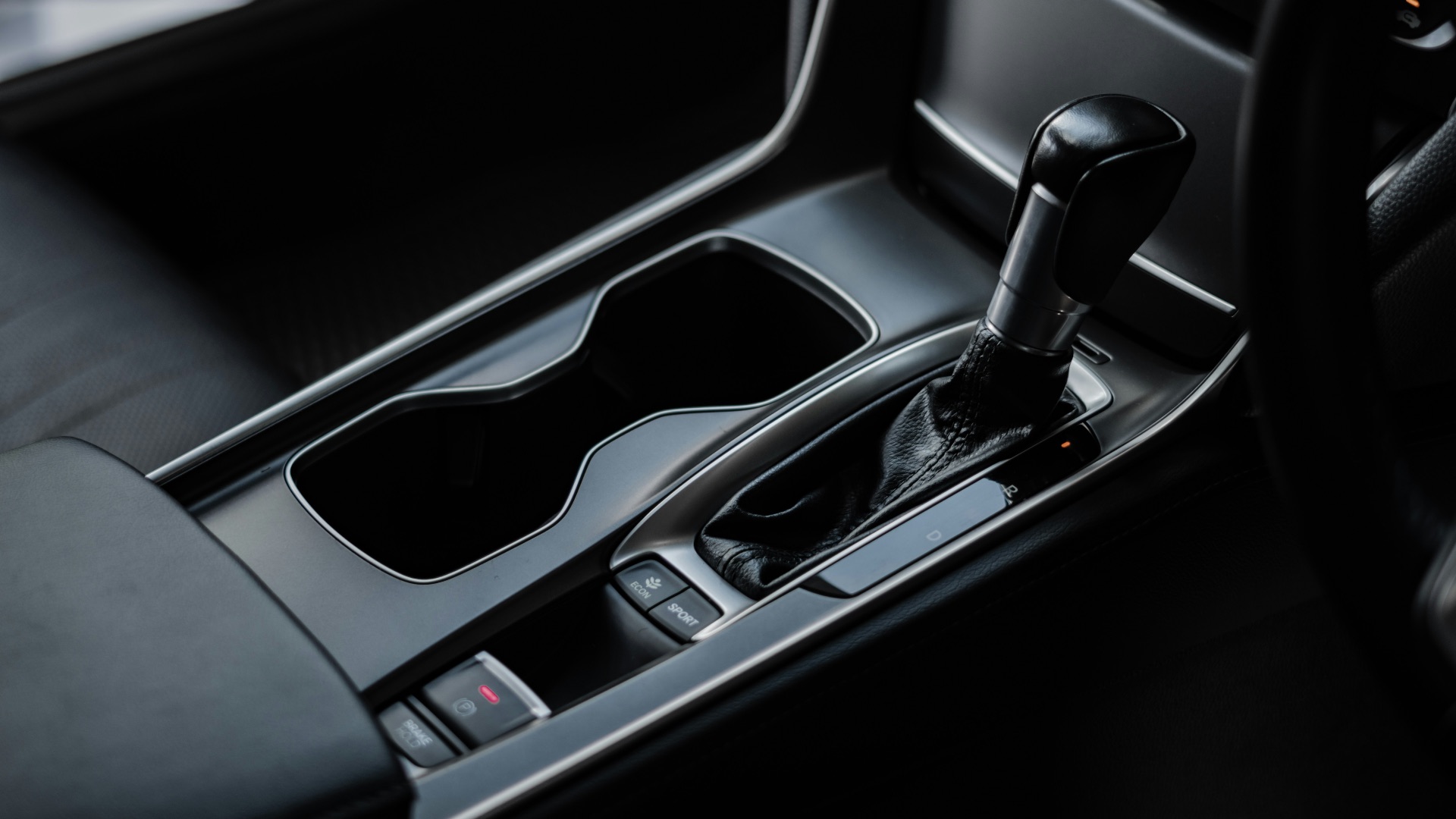 8. Désencombrez votre console centrale