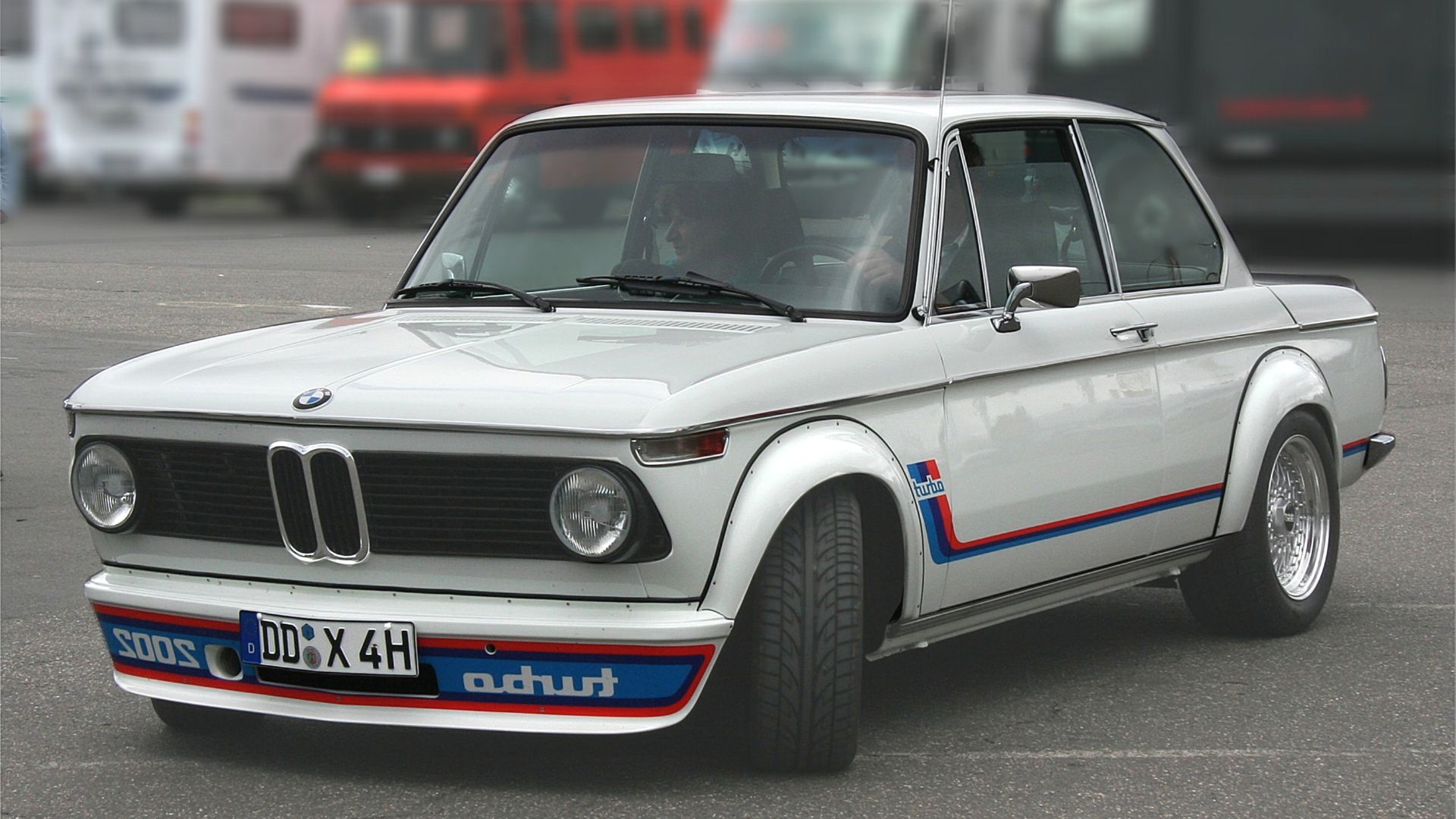 16. BMW 2002