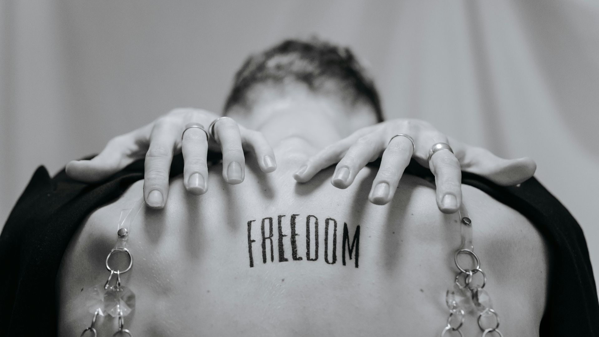 3. Le mot « libre » ou « liberté »