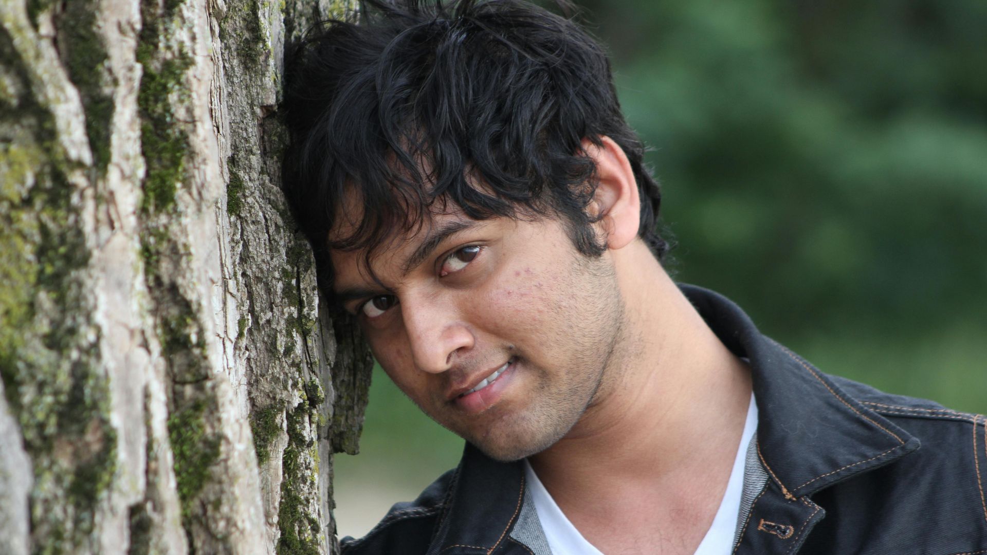 9. Elias