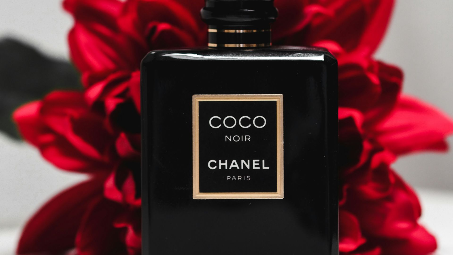 4. Appliquez d'abord les parfums les plus intenses