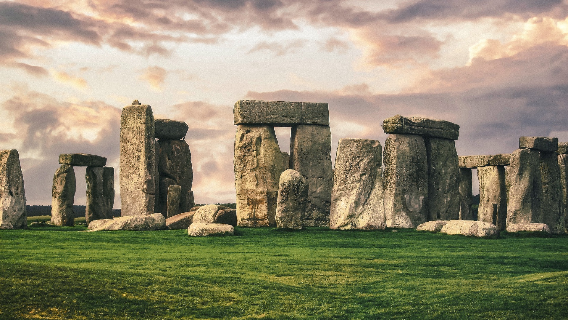 9. L'origine de la pierre d'autel de Stonehenge a été retracée jusqu'en Écosse