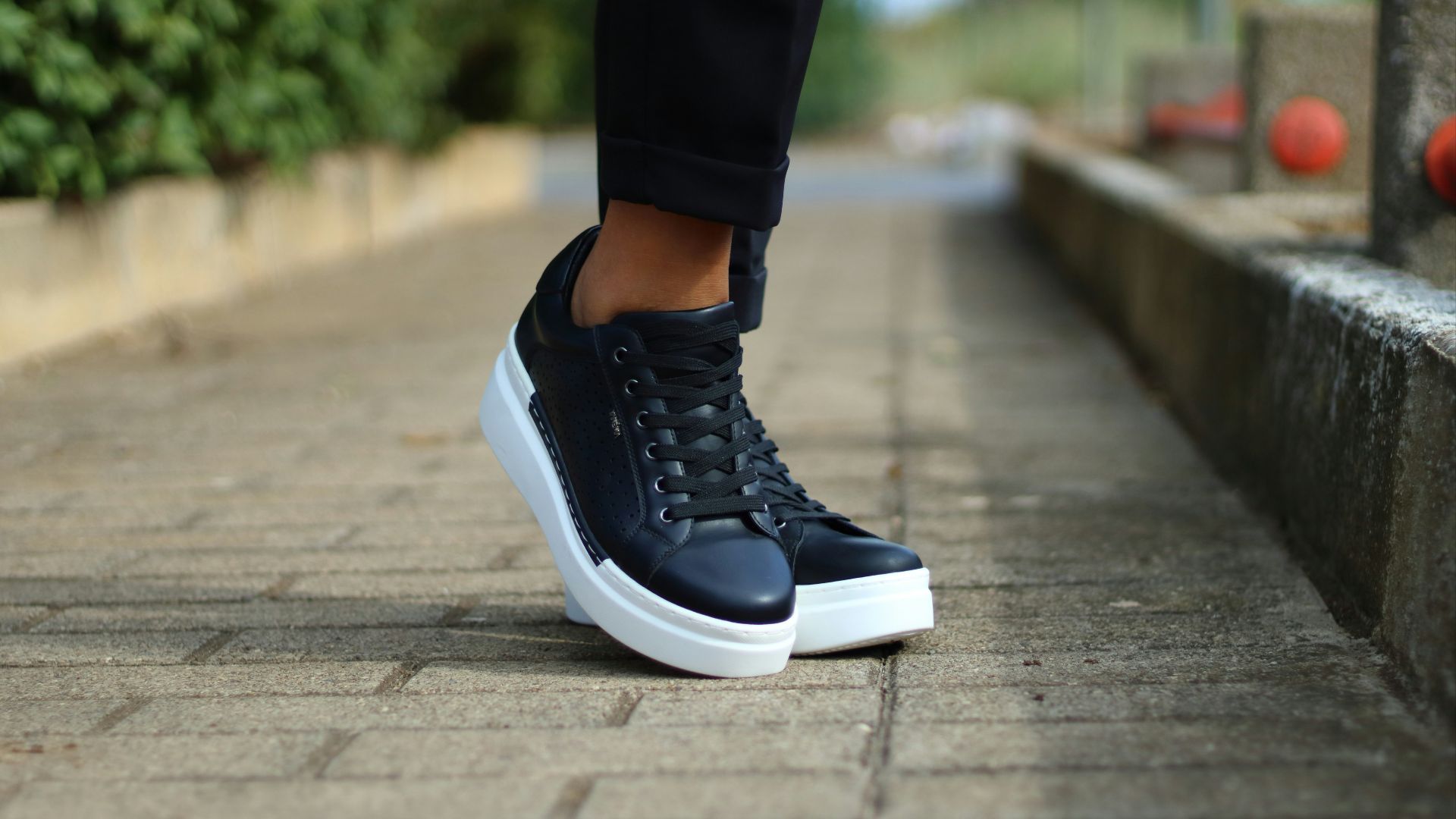 8. Baskets à semelles compensées modernes