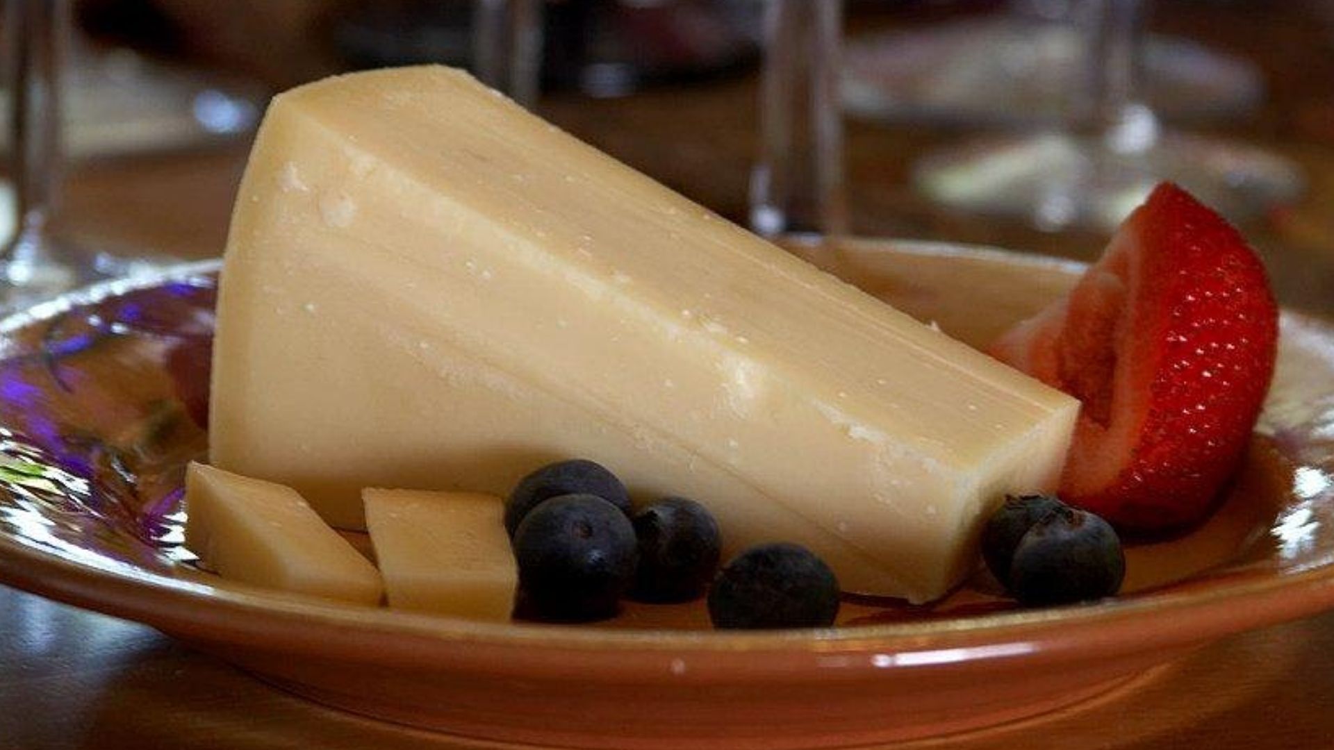 3. Gruyère aux noisettes