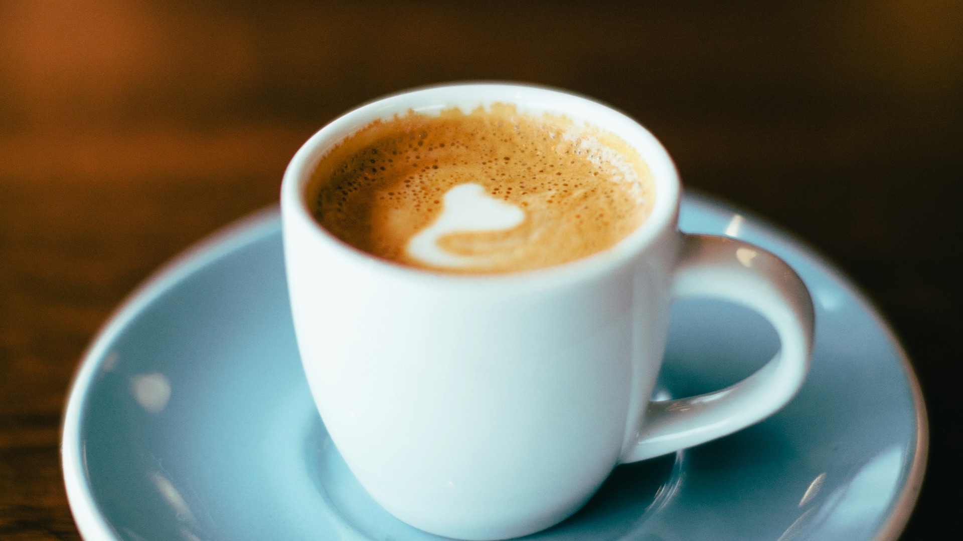 9. Macchiato chaud au lait d'avoine, grand format