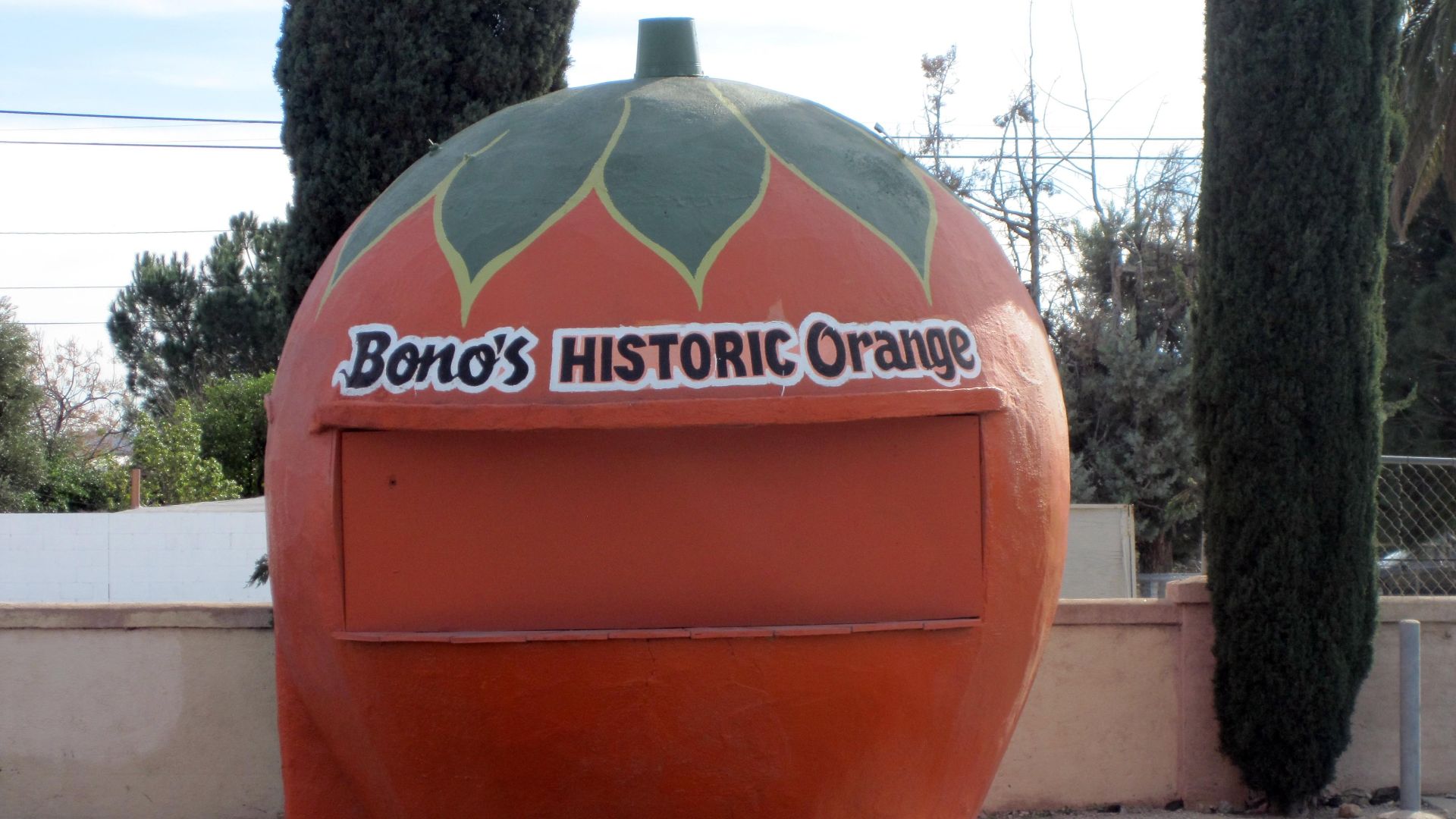 18. Kiosques routiers aux formes originales