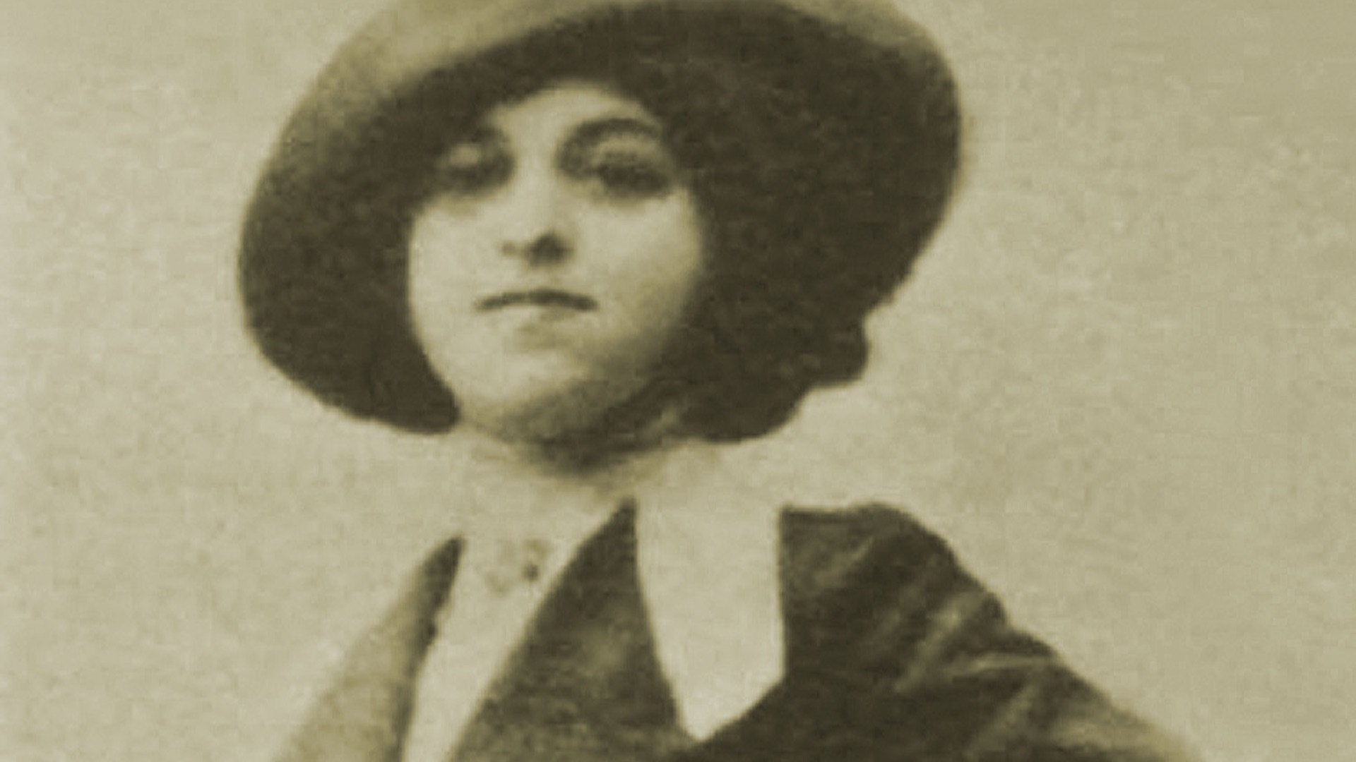 8. Edith Rosenbaum Russell