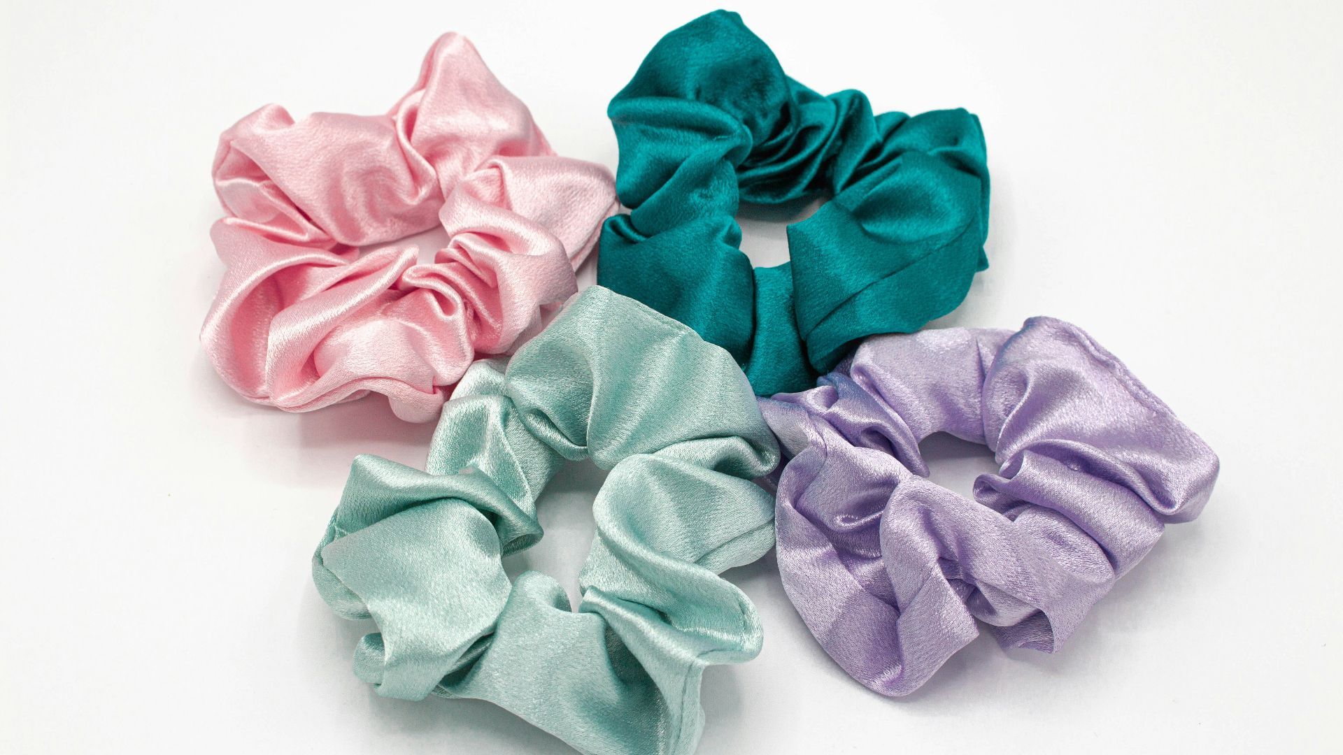 5. Élastiques ou barrettes