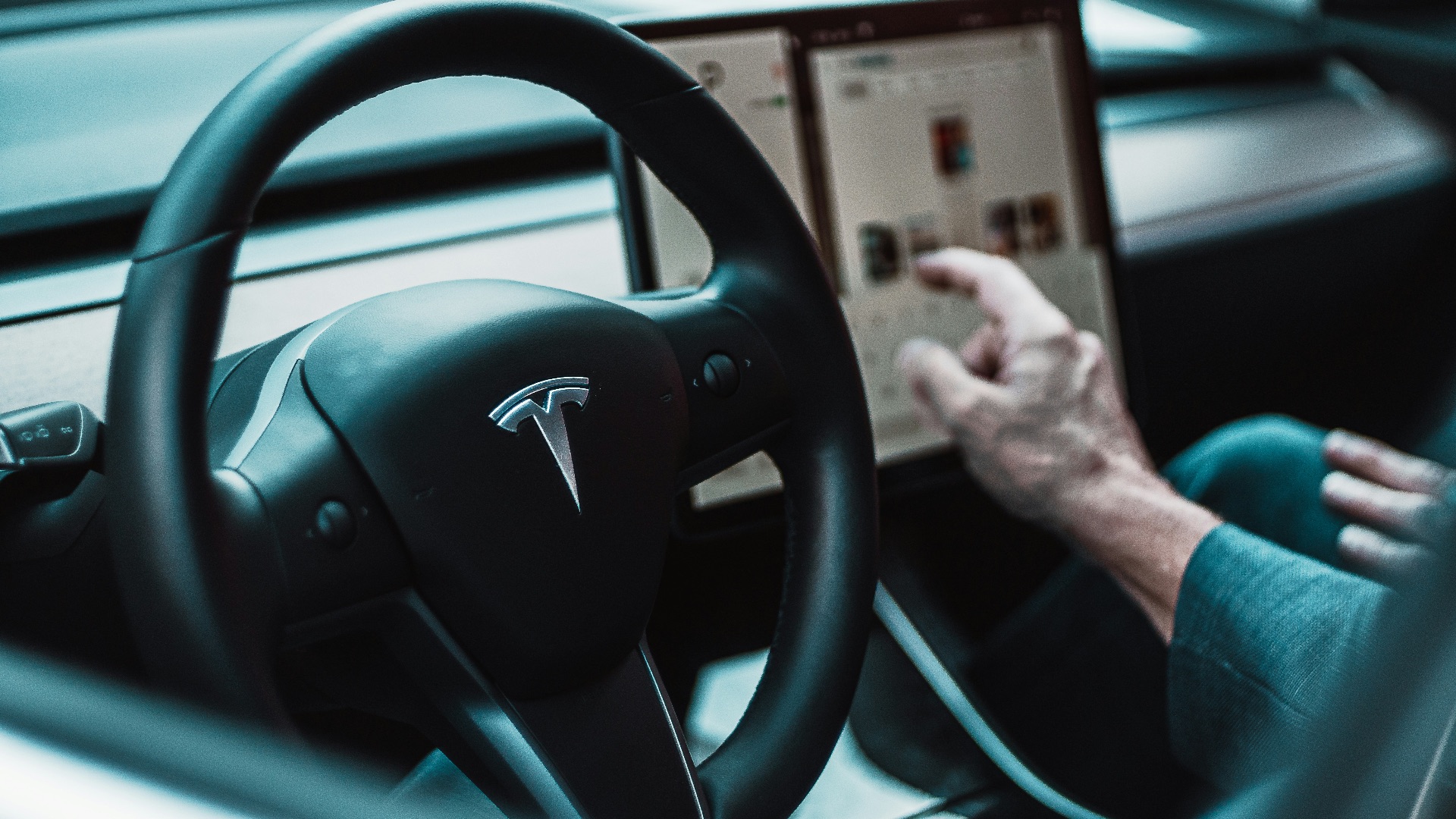 13. La conduite entièrement autonome nécessite encore de la prudence