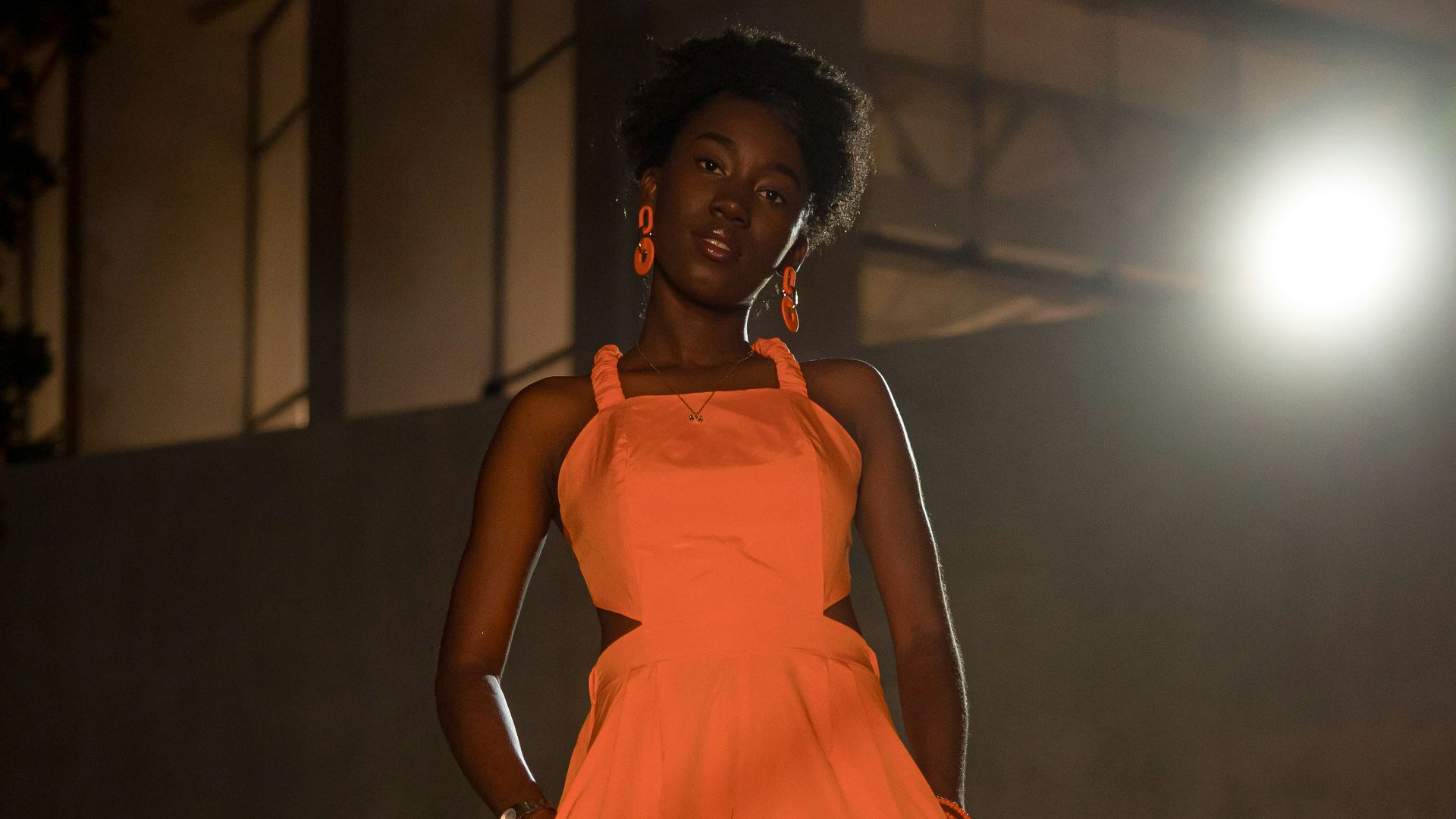 10. Combinaison simple aux lignes épurées