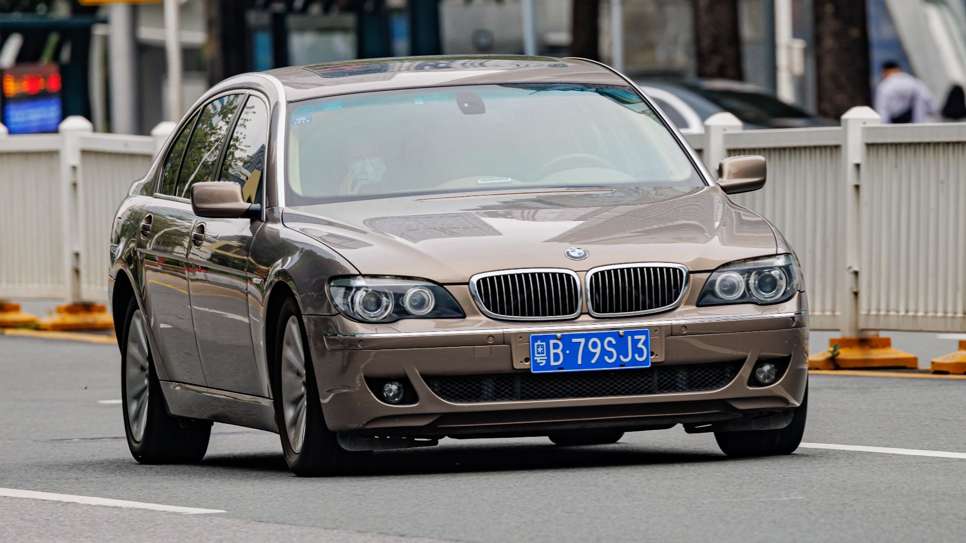 1. BMW Série 7 (E65)
