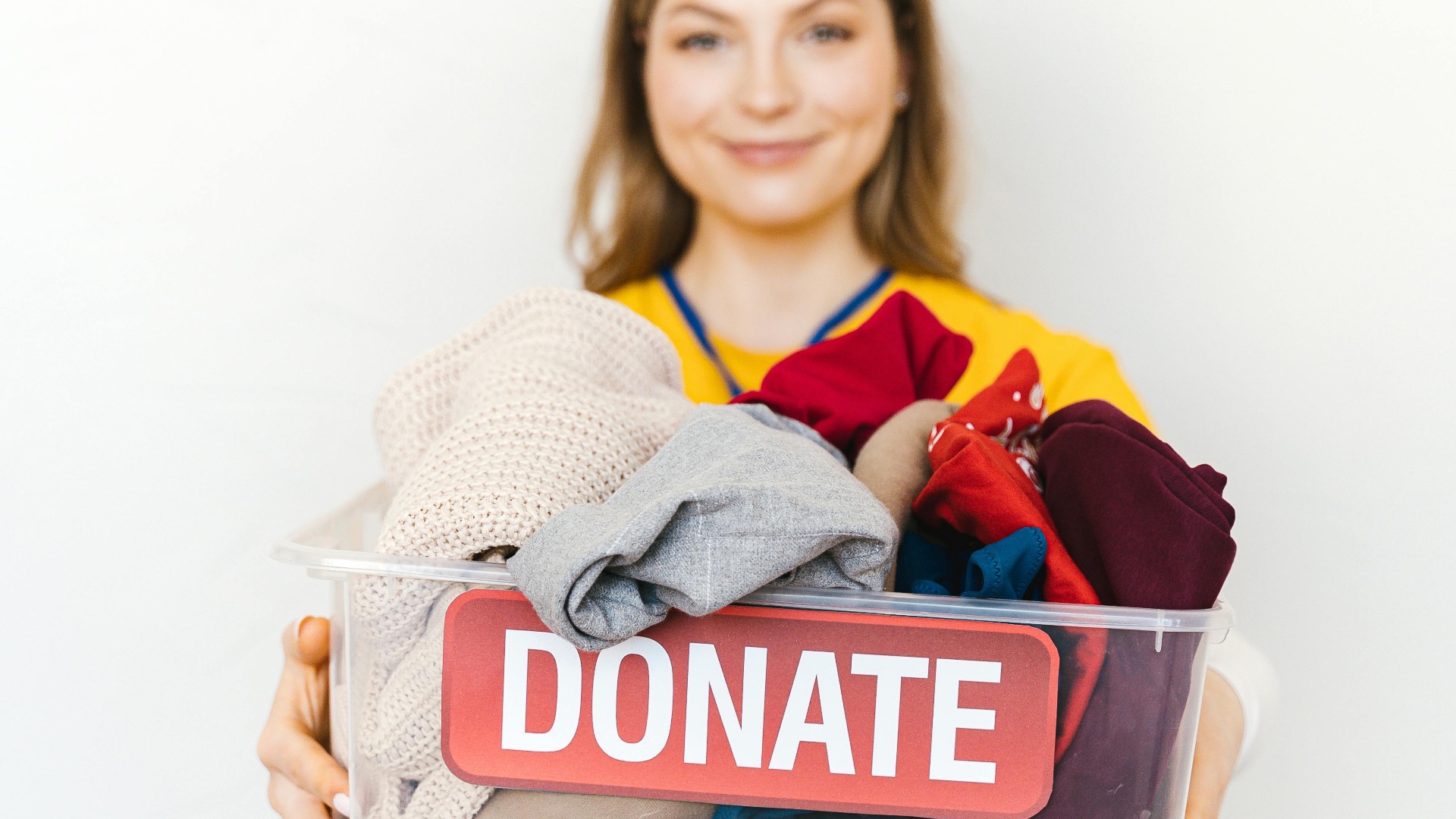 10 vêtements à donner et 10 à jeter sans hésiter