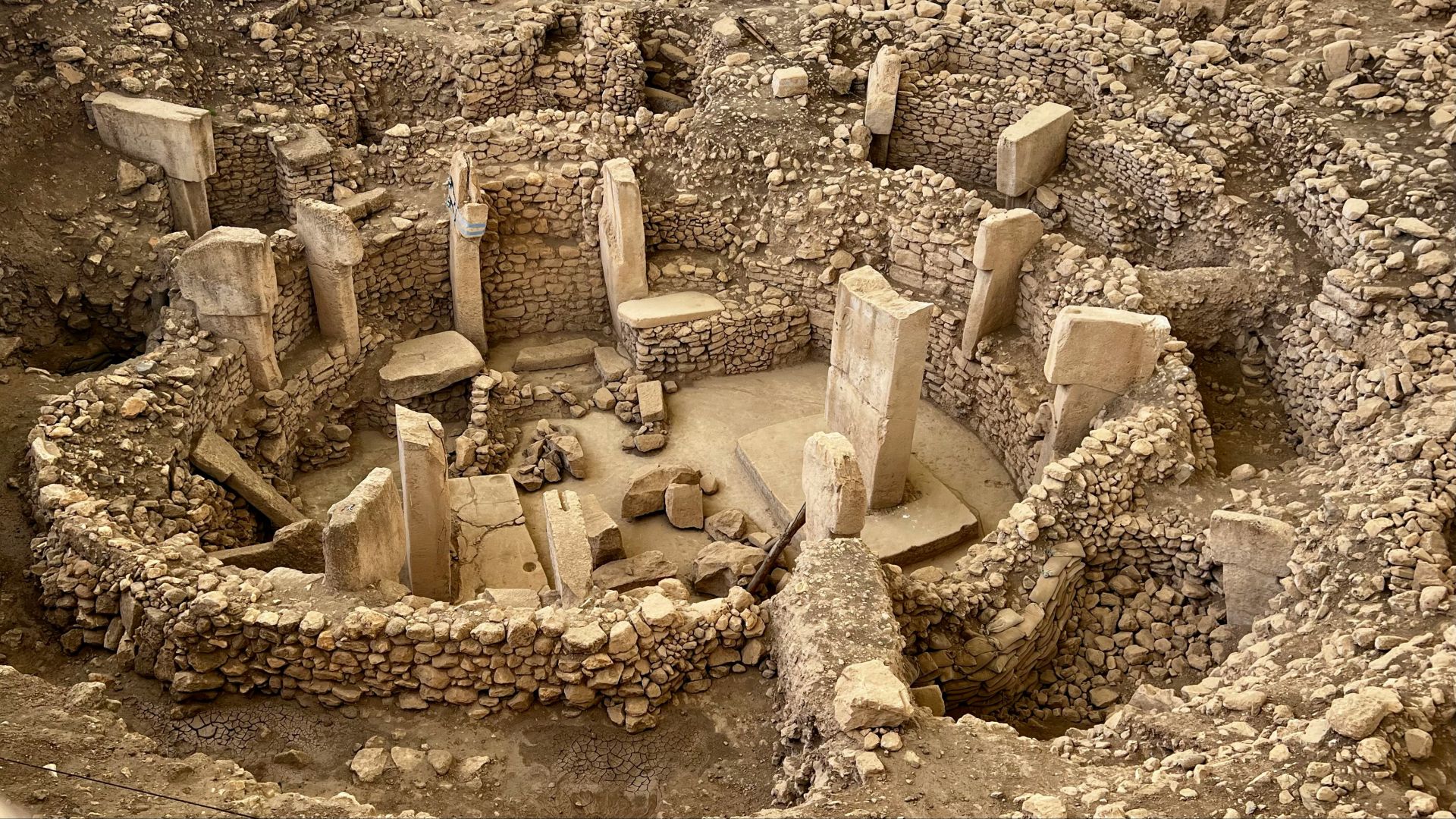 1. Les piliers sculptés de Göbekli Tepe