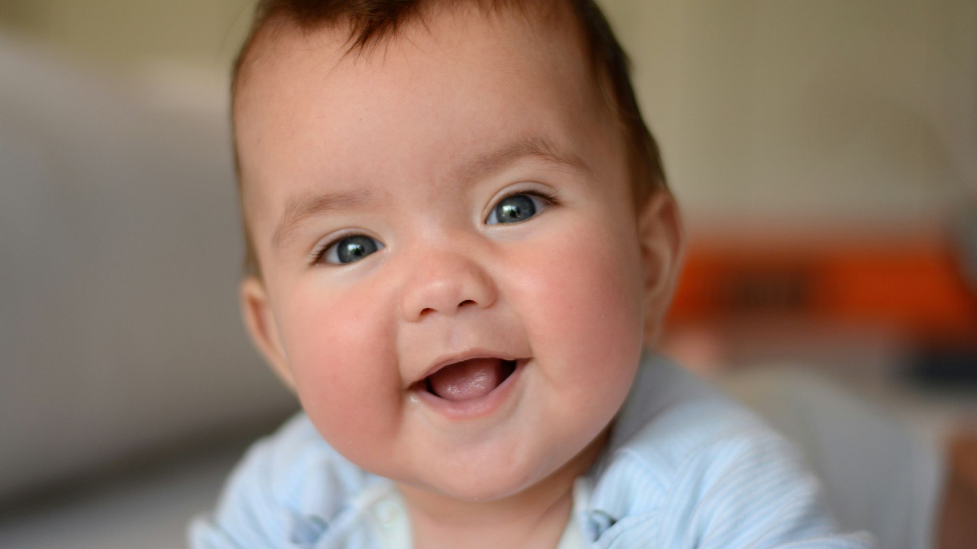 20 prénoms adorables pour bébés qui séduisent toujours les parents dès la première écoute