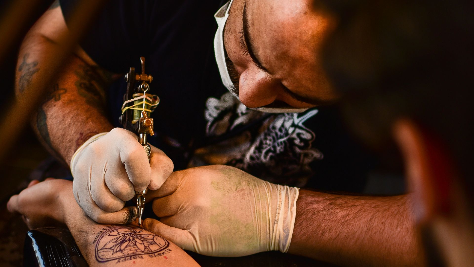 8. L'artiste prime sur la tendance
