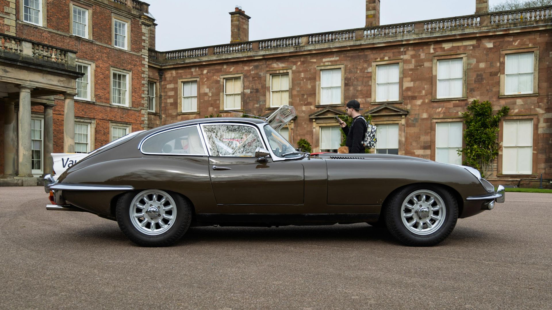 1. Jaguar Type E