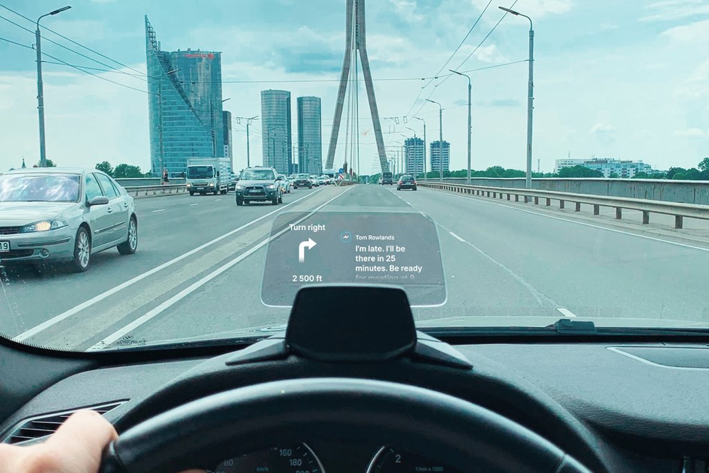 16. Affichage tête haute (HUD)