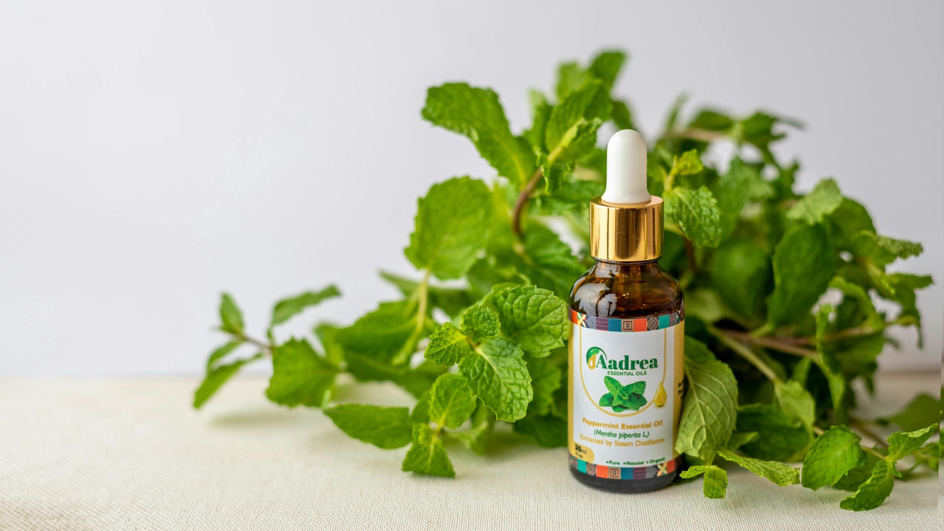 17. L'huile de menthe poivrée contre les maux de tête