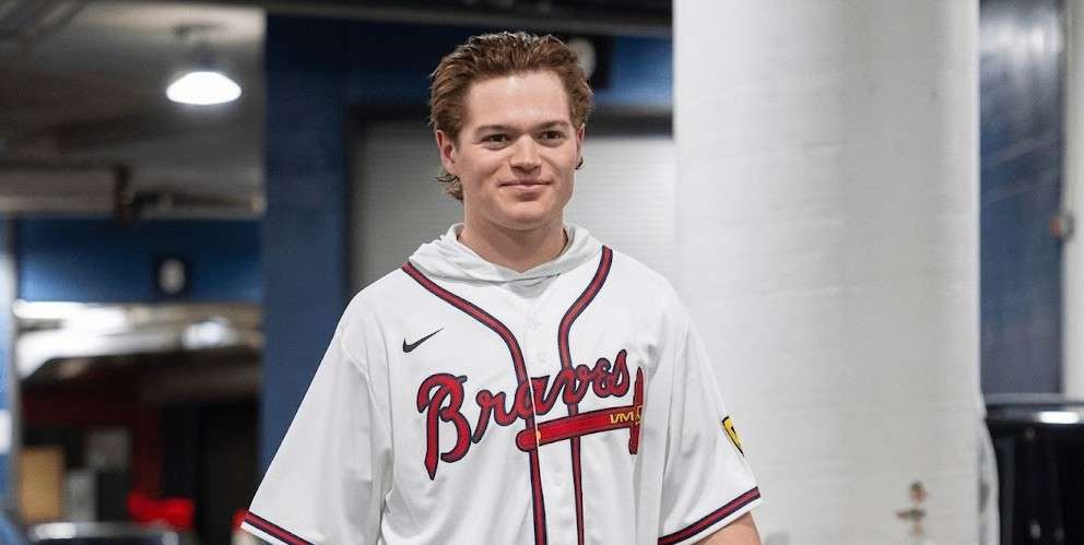 Cole Caufield arrived at the Bell Centre wearing Drake Baldwin's jersey