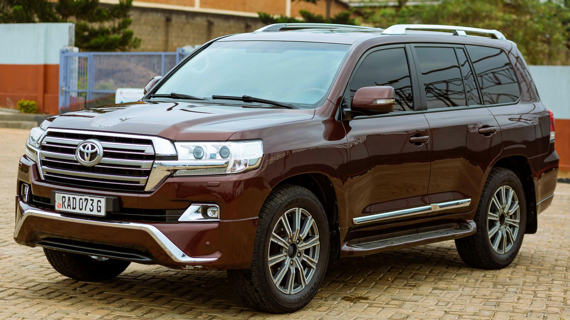 20. Toyota Land Cruiser