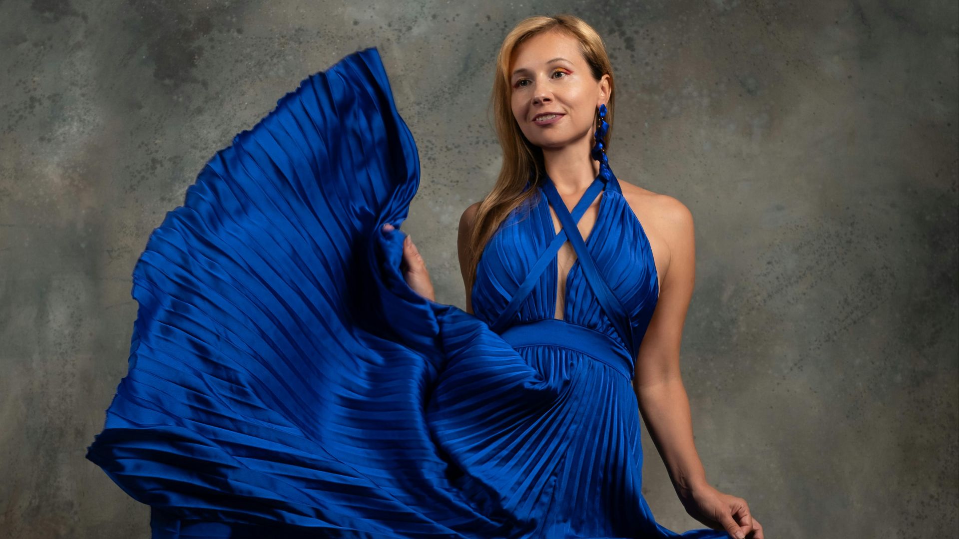 5. Robes aux plis délicats