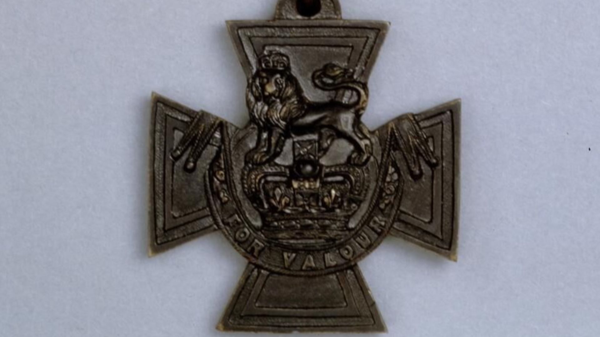 2. Croix de Victoria
