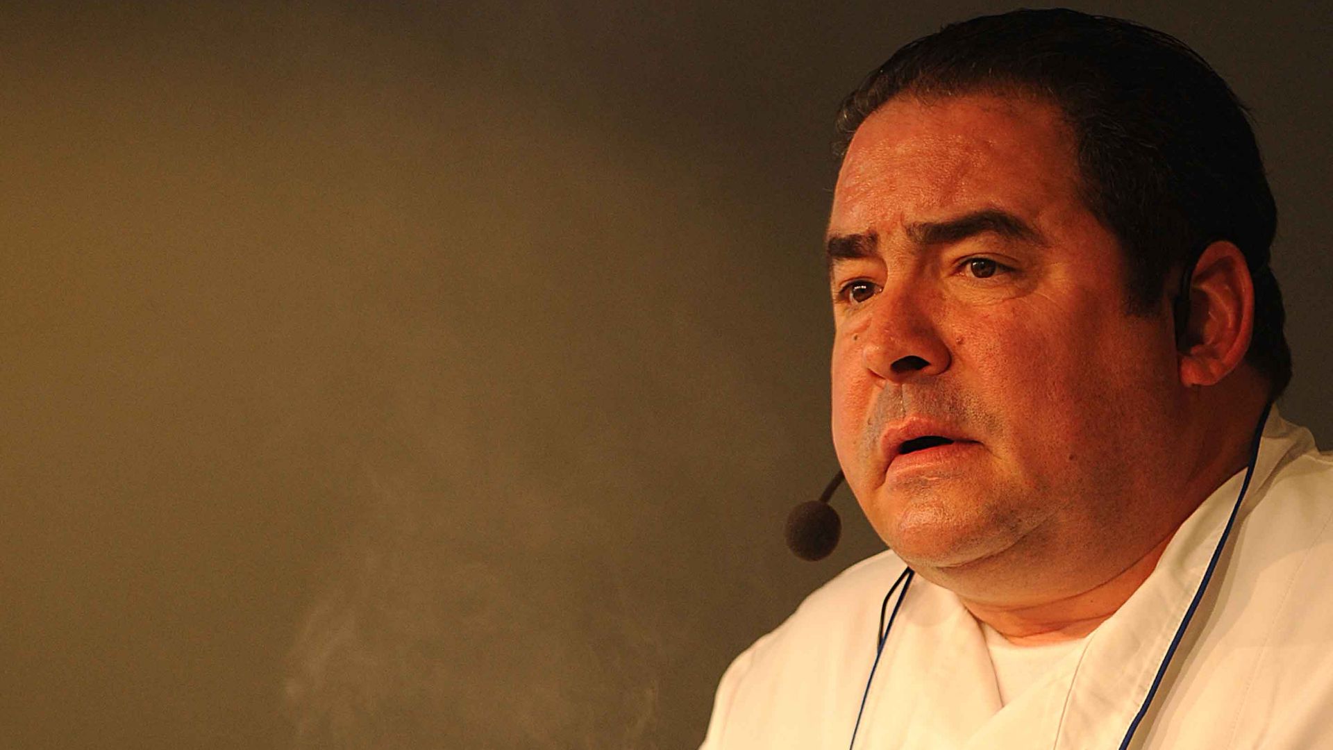 9. Emeril Lagasse – Trop de sel