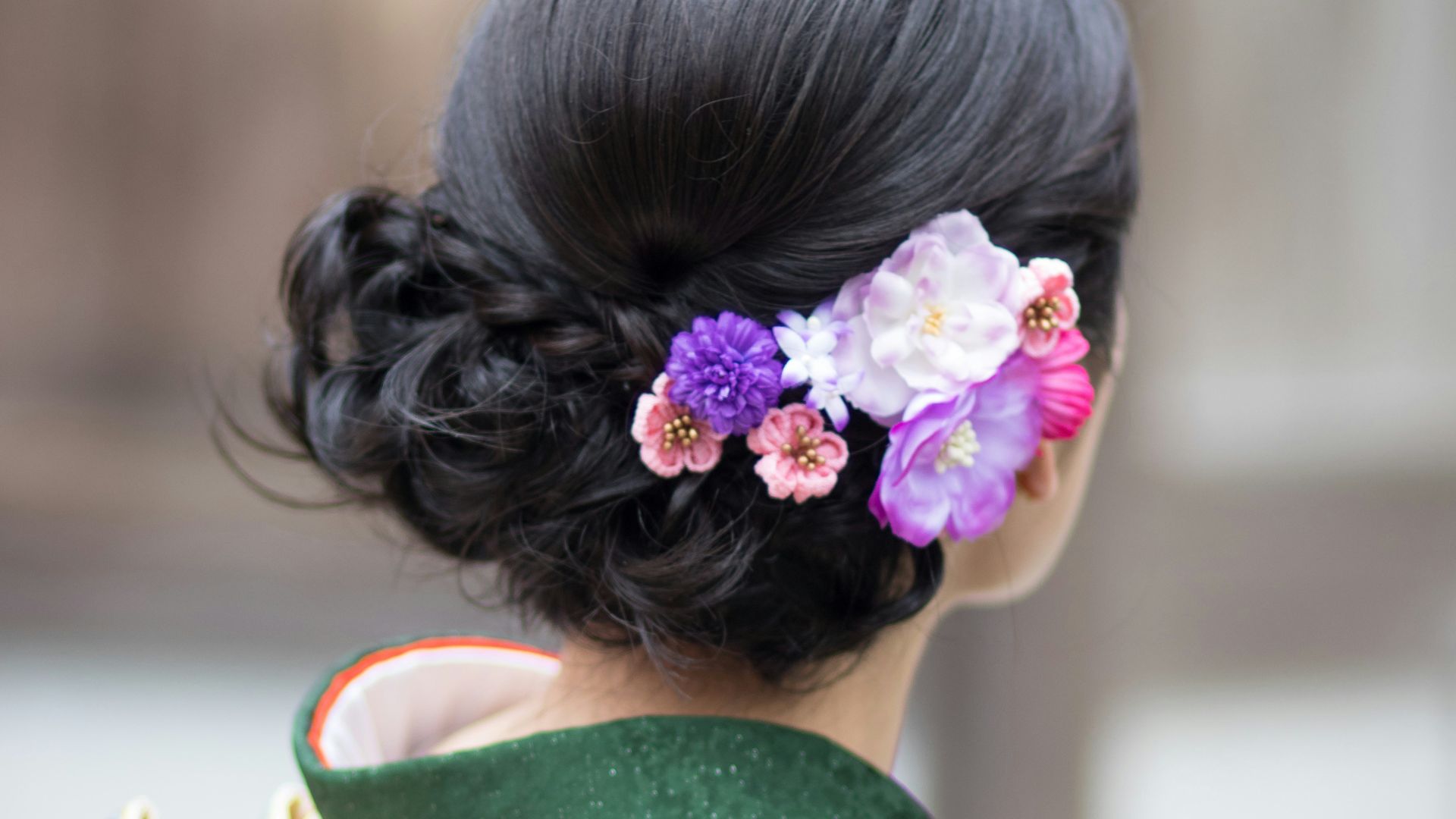 10. Accessoires pour cheveux en celluloïd