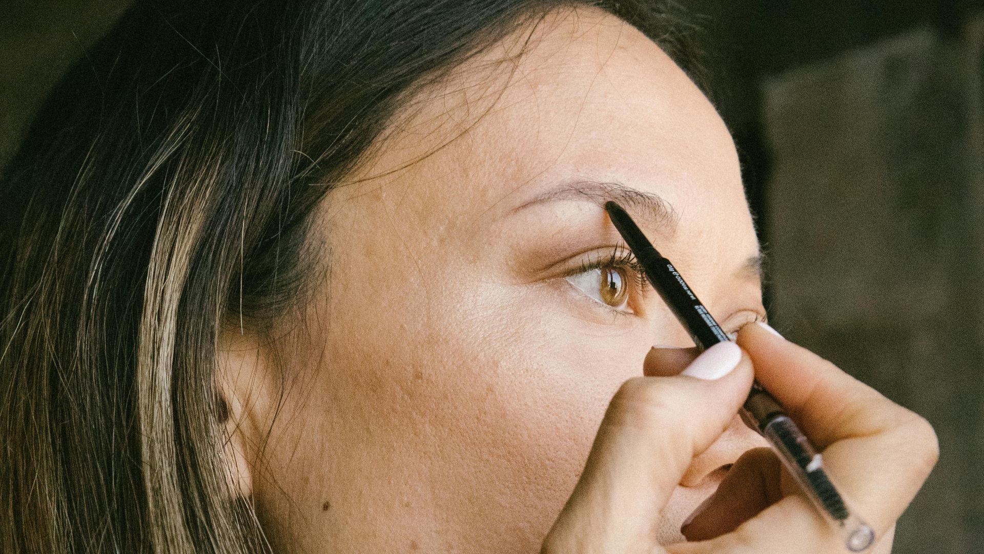 4. Des sourcils trop fins