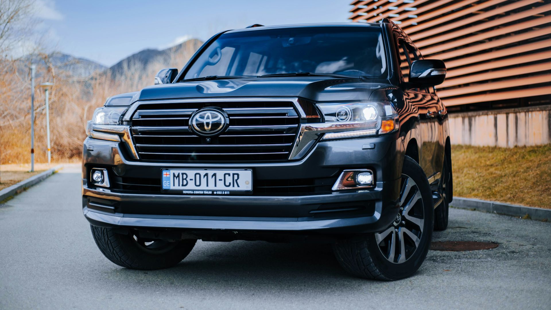 7. Toyota Land Cruiser