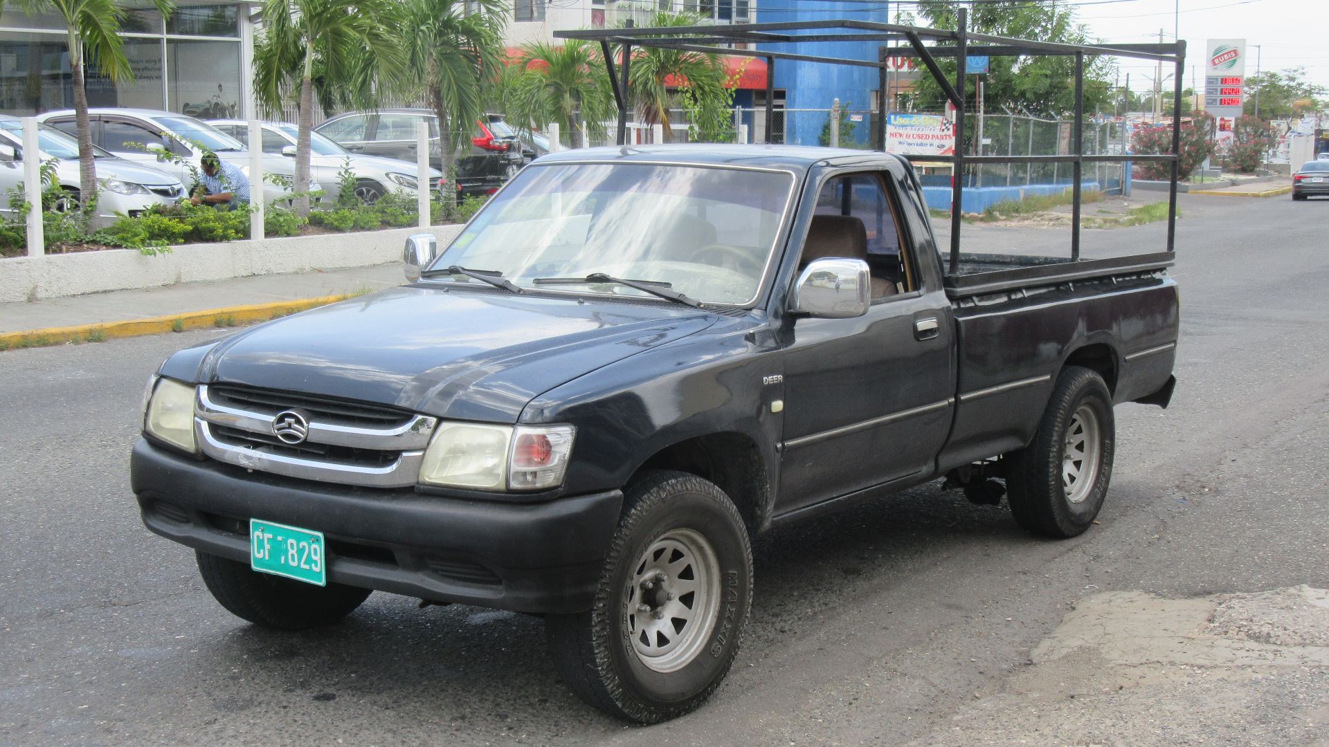 16. Pick-up Isuzu, modèle de base (1981-1995)