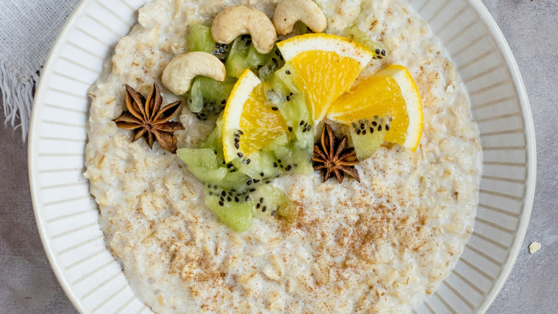 10. Flocons d'avoine aux fruits, aux noix et au miel