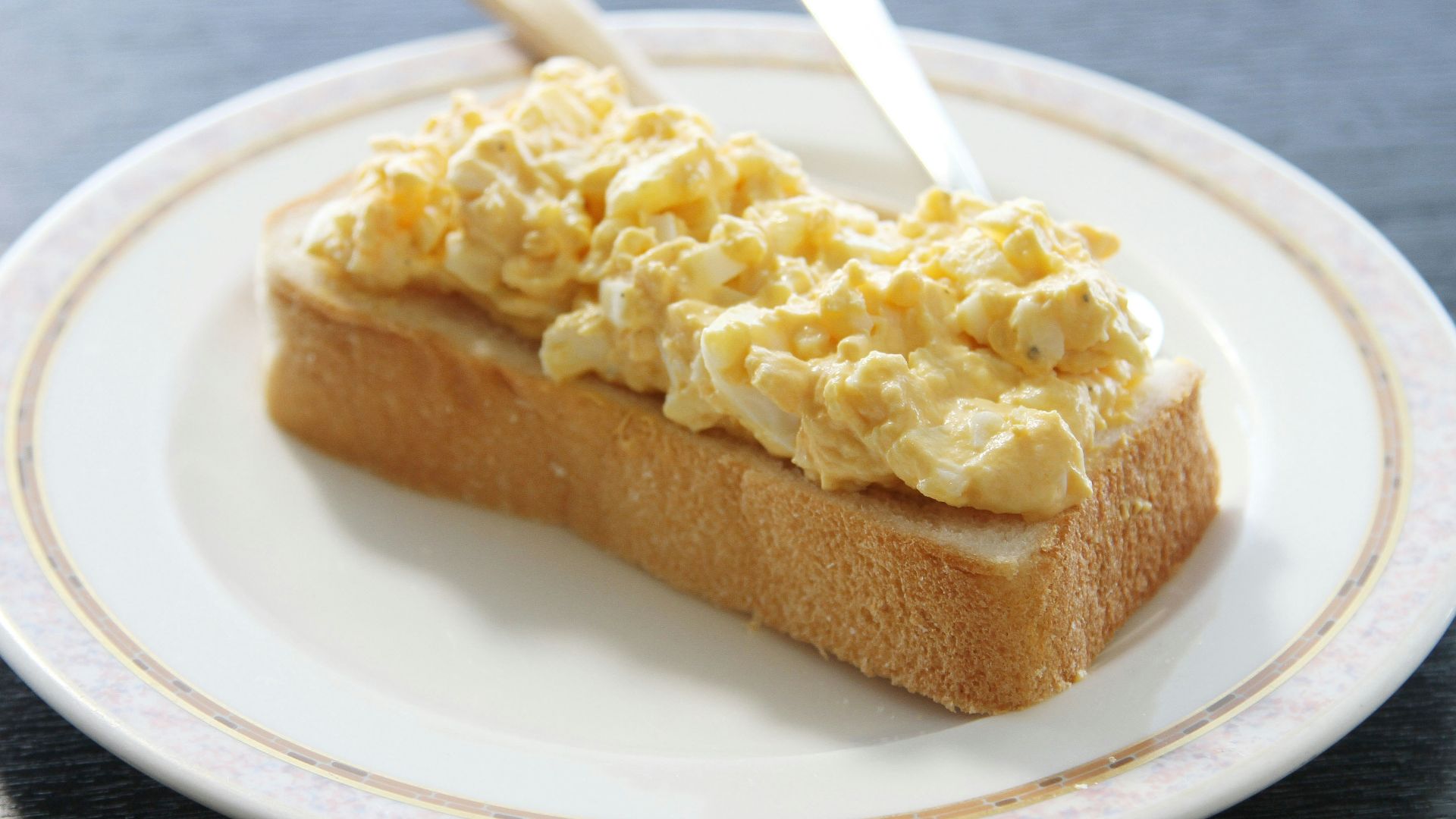 14. Sandwich à la salade d'œufs