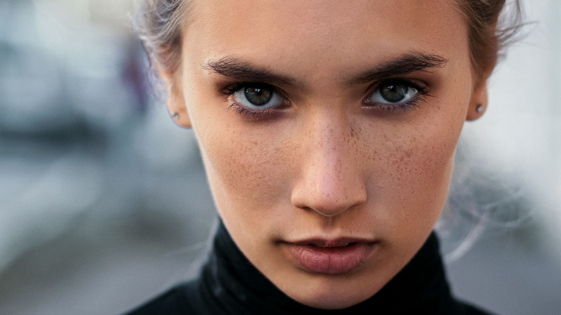 20 petites choses qui feront toujours qu’une femme se sentira discrètement offensée