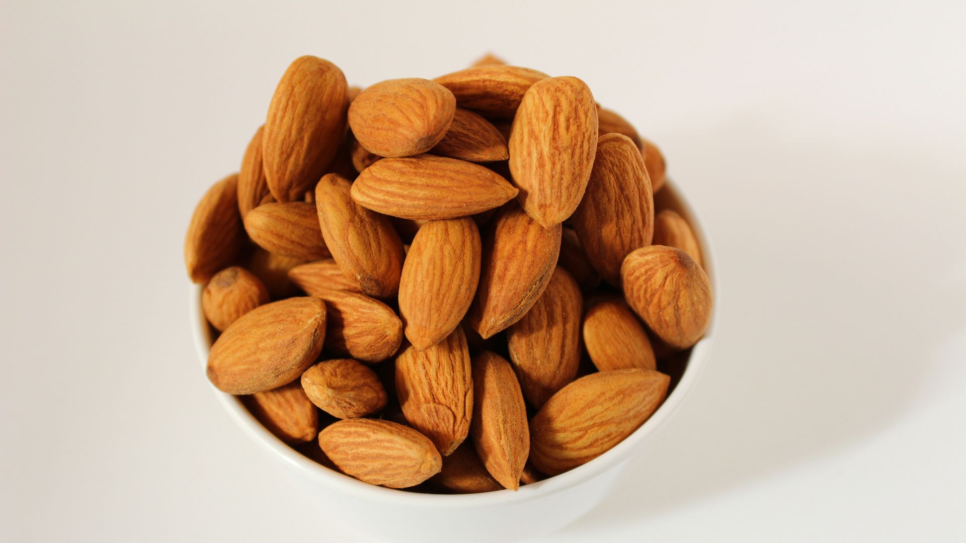 9. Amandes