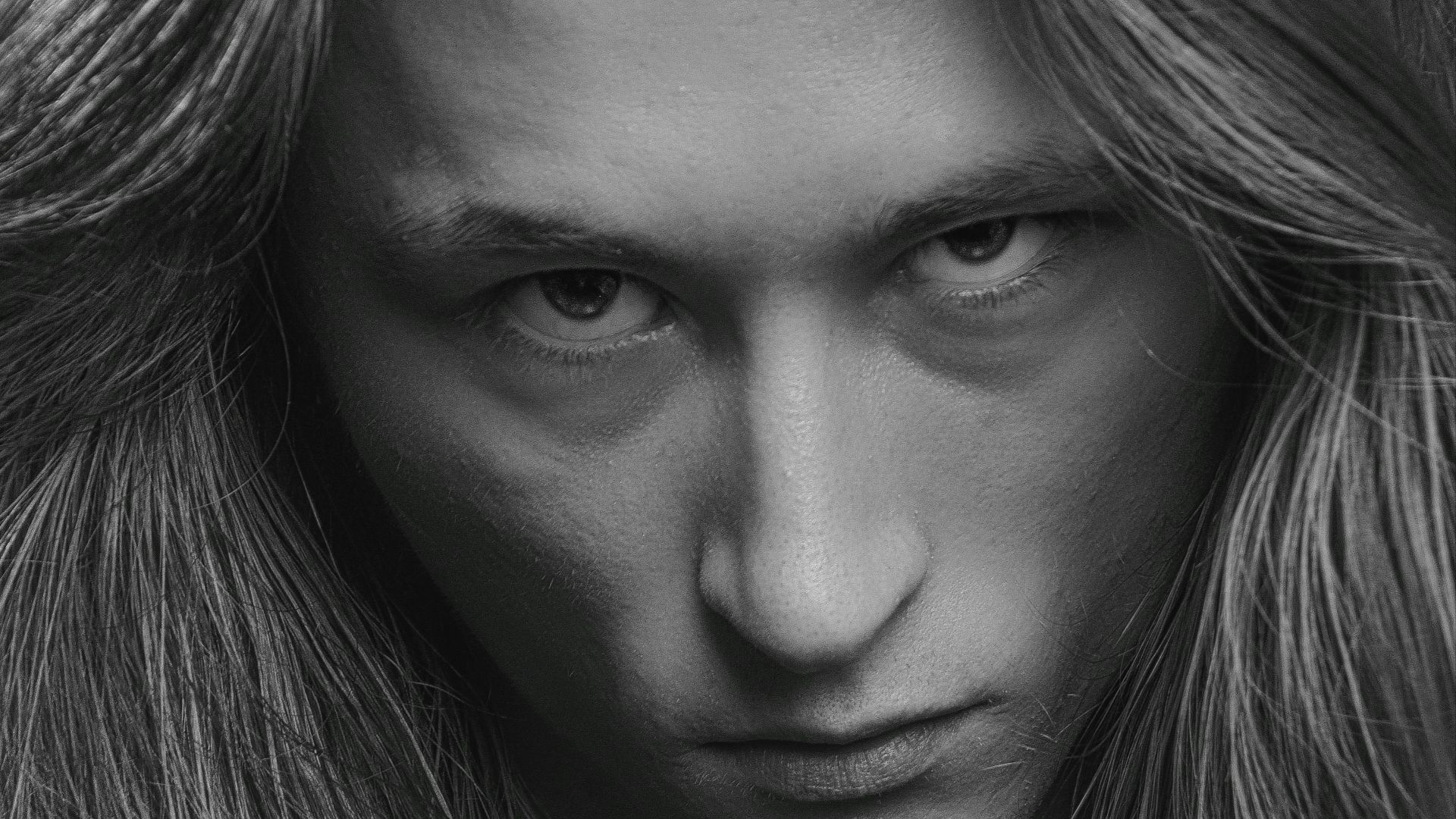 15. Les cheveux longs chez les hommes