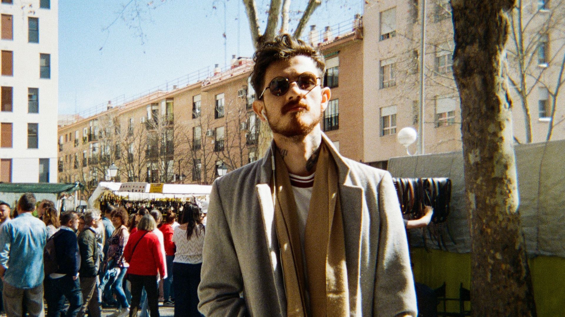 14. Optez pour des tissus adaptés à la saison