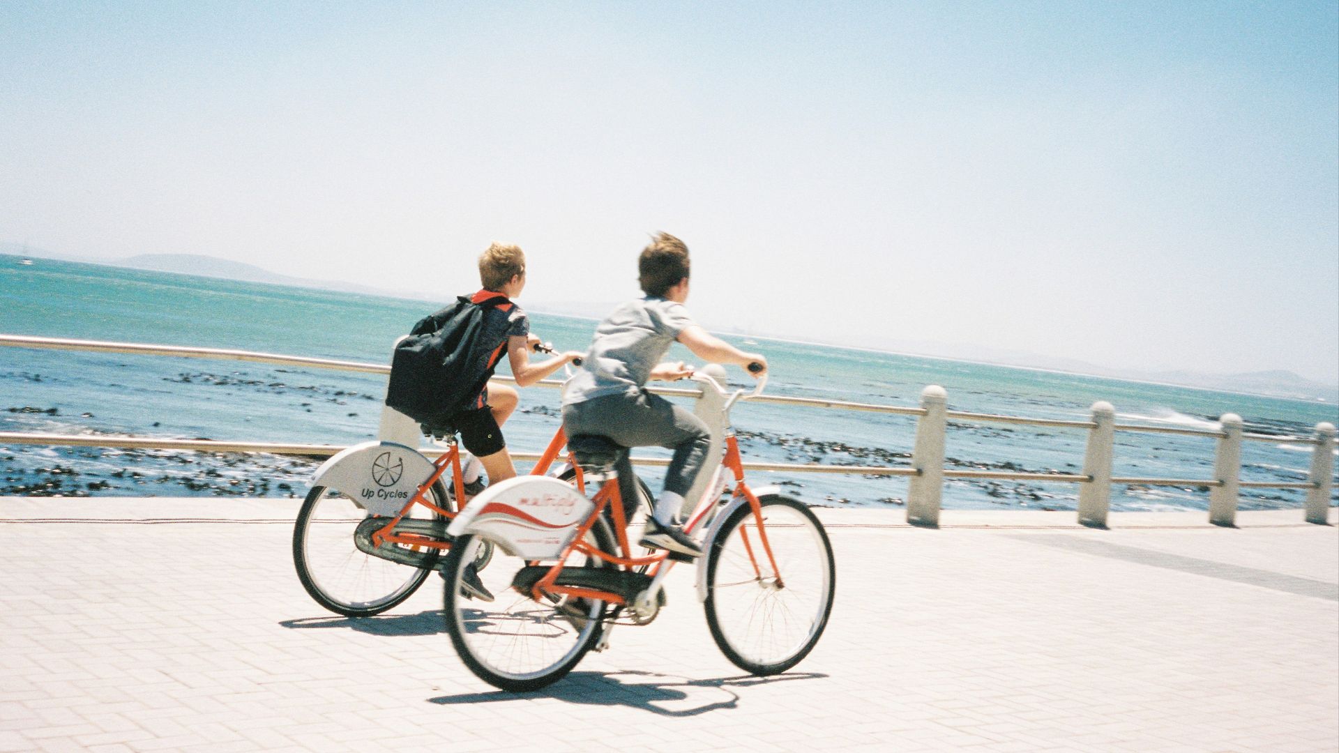 10. Faire du vélo sans casque