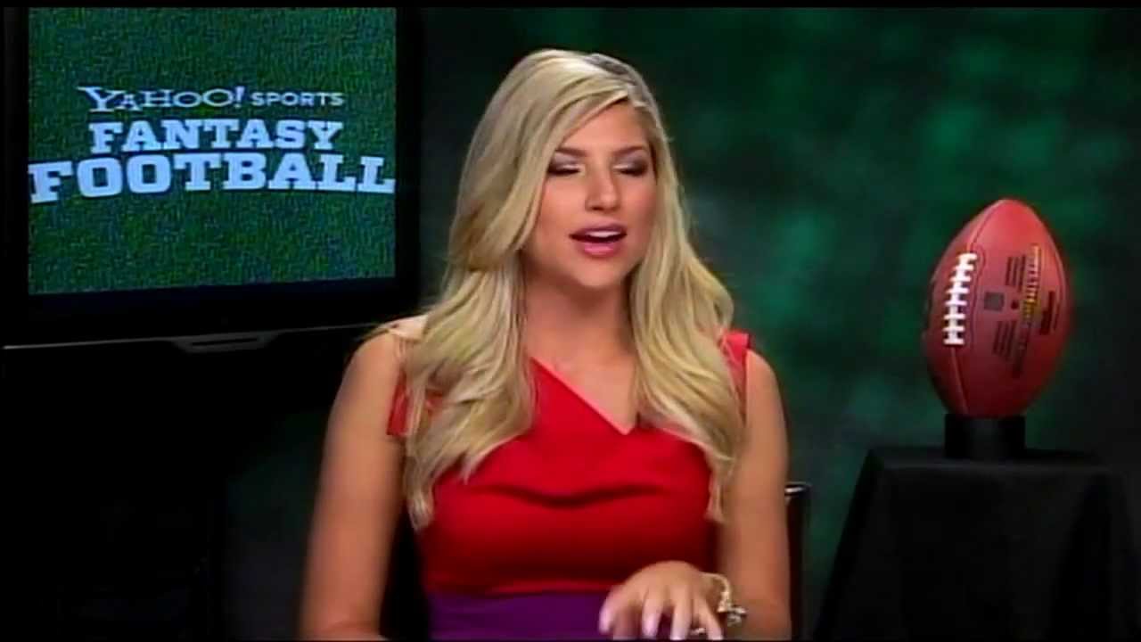 NFL: Melanie Collins Sparks Reaction with a New Bikini Photoshoot on the Beach