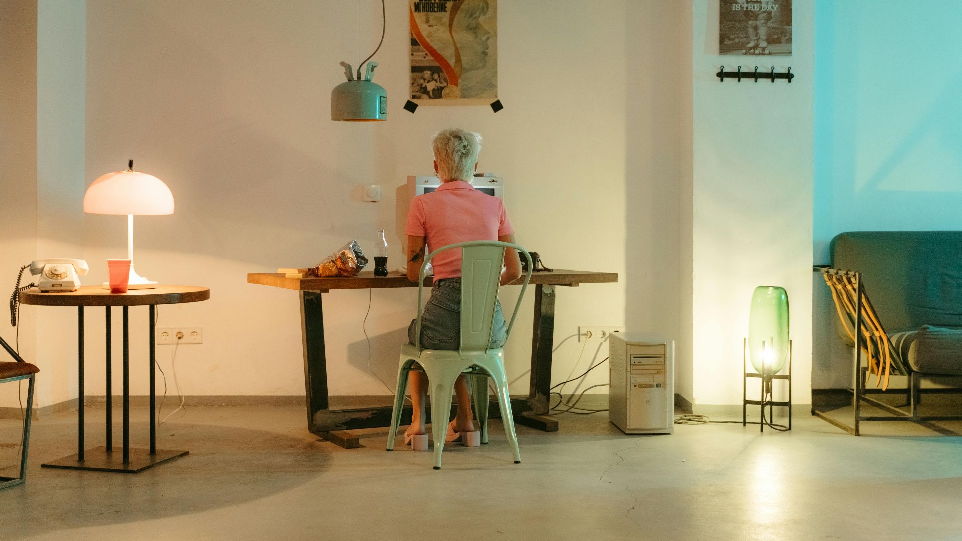 19. Étirement des mollets sur une chaise (maintien de la position)