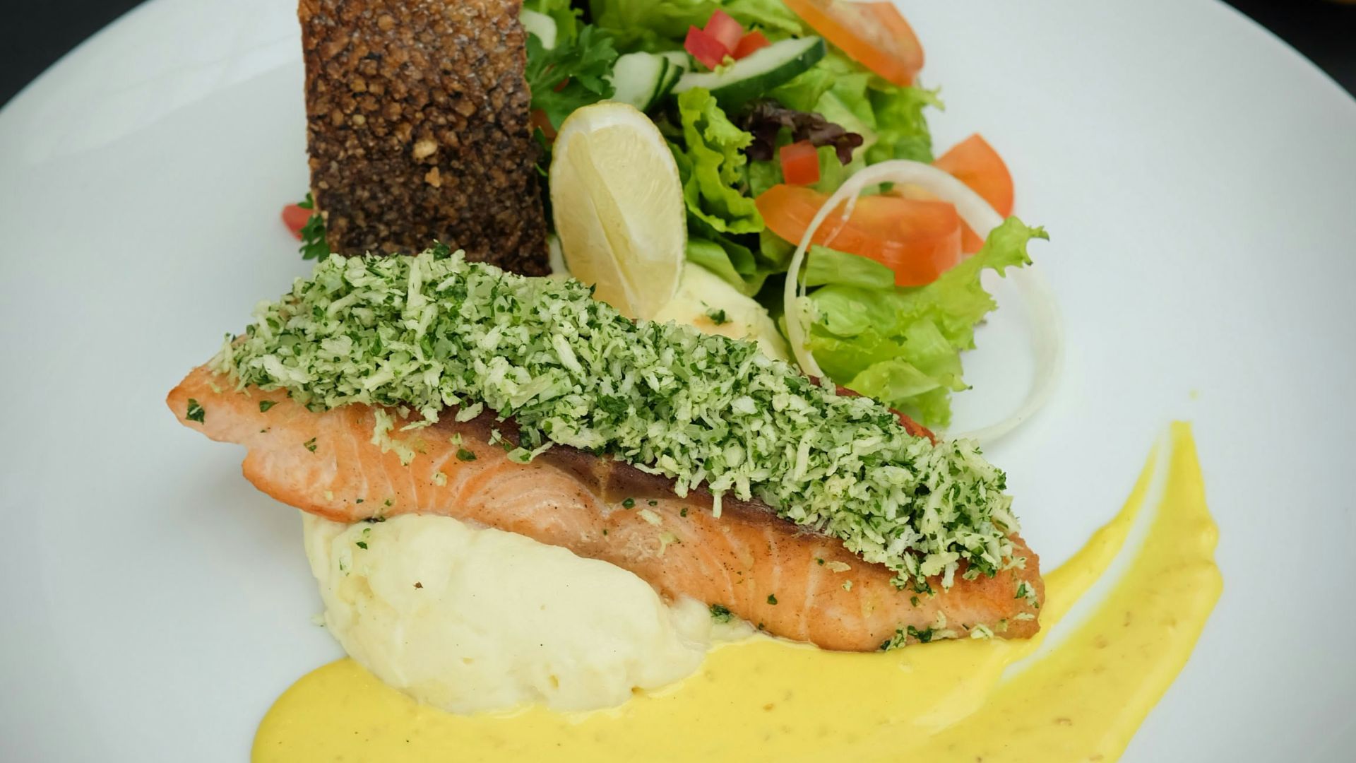 3. Saumon en croûte d'herbes