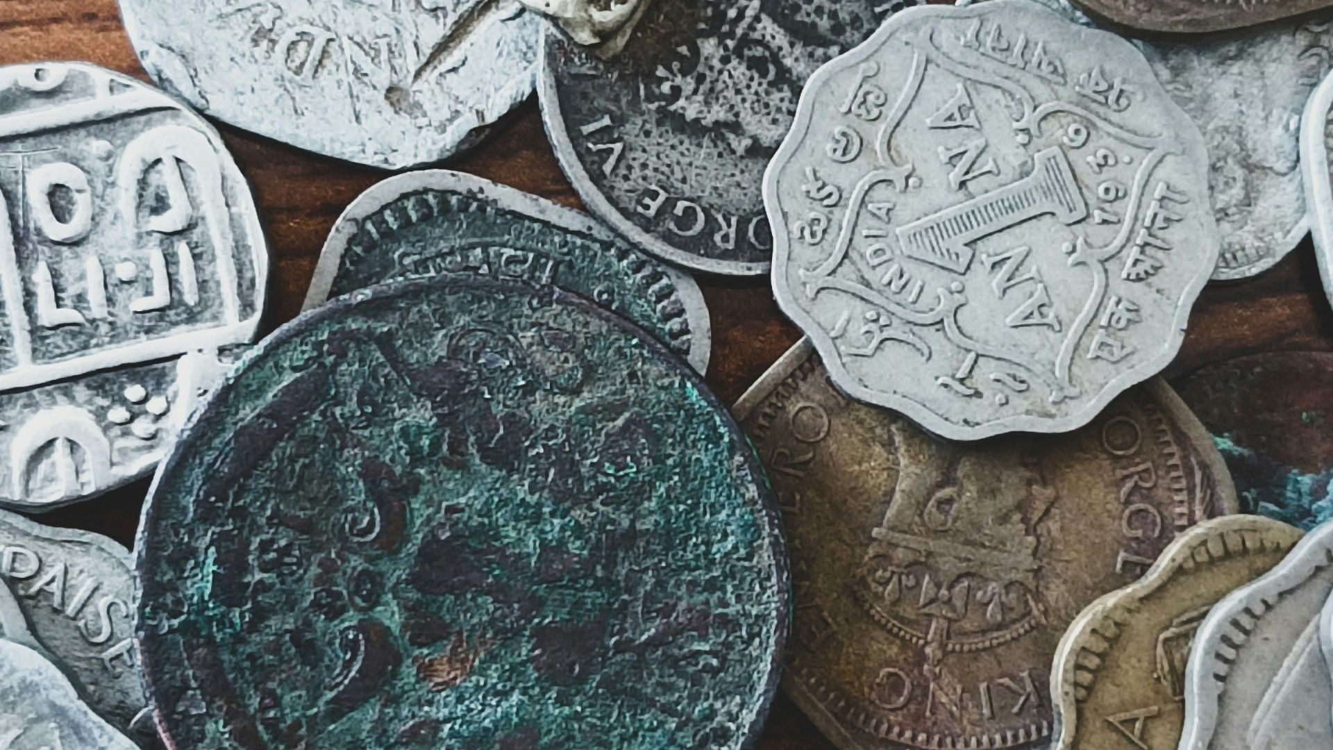 5. De la petite monnaie dans le porte-gobelet