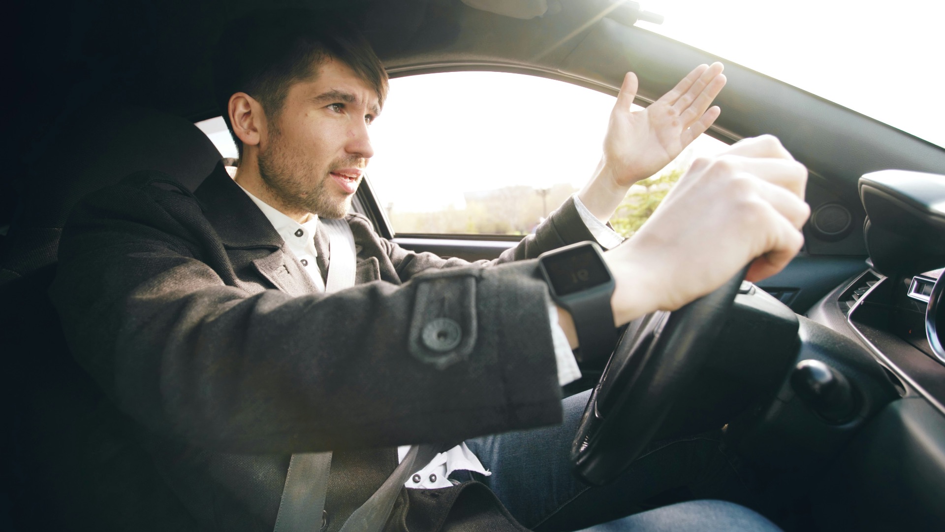 8. Ils font des remarques non sollicitées sur les autres conducteurs