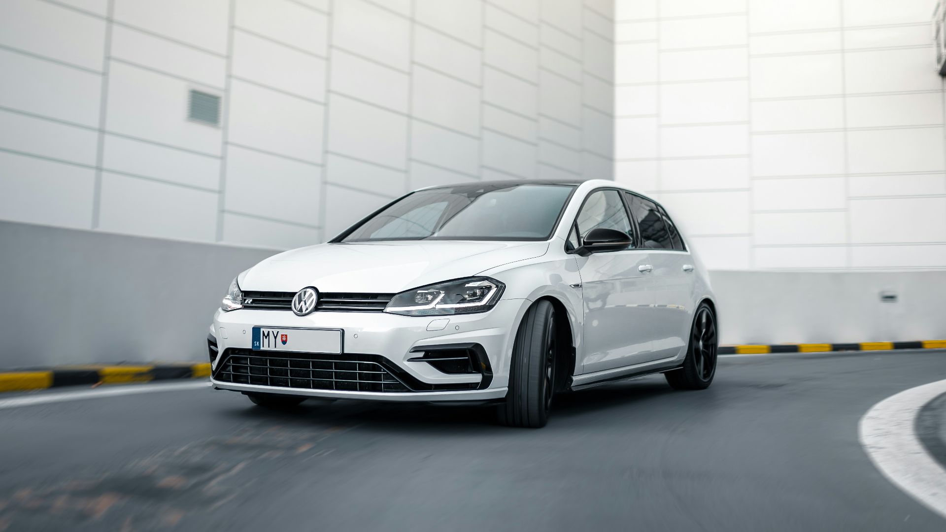 18. Volkswagen Golf