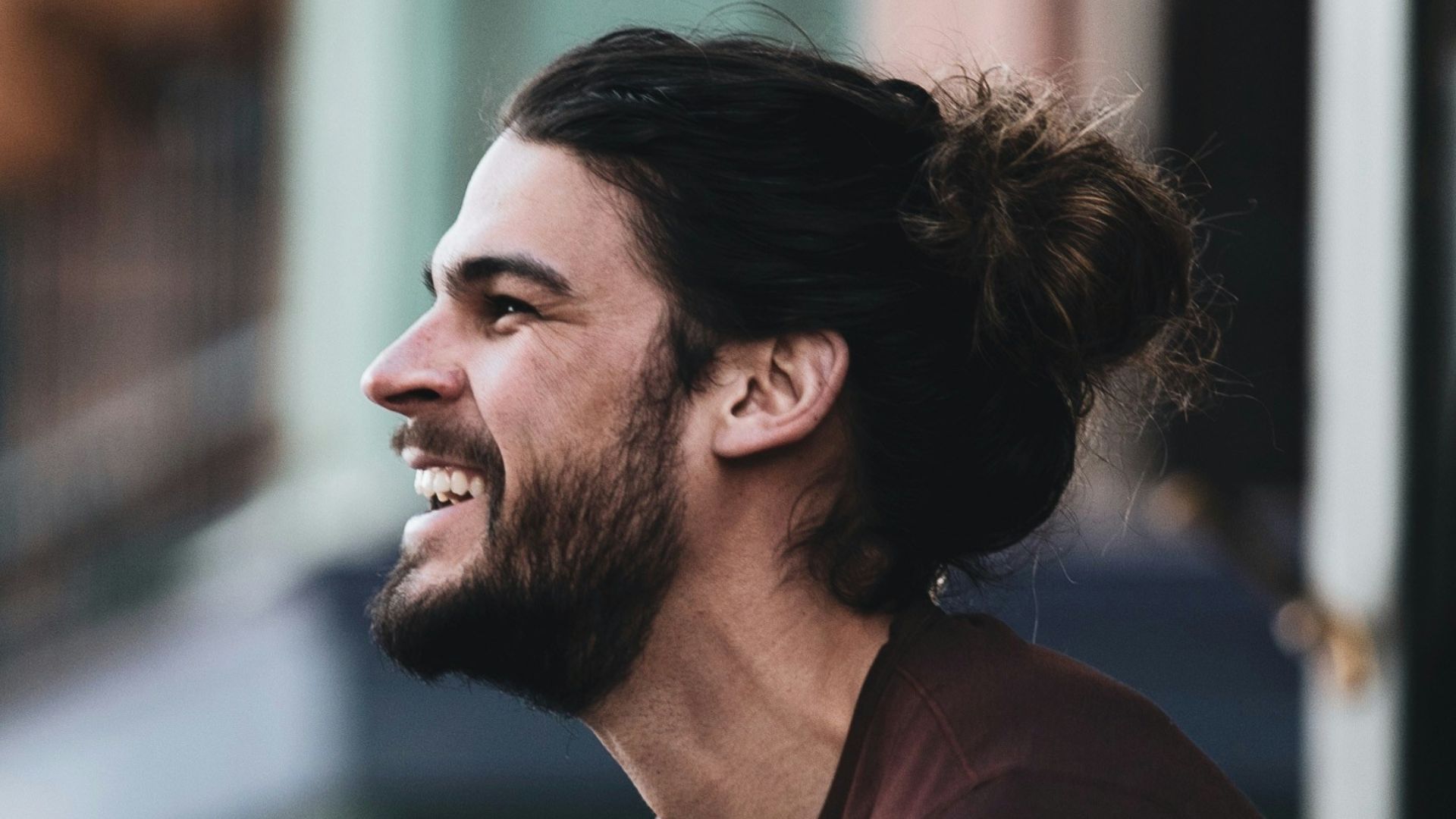 6. Barbe bien entretenue