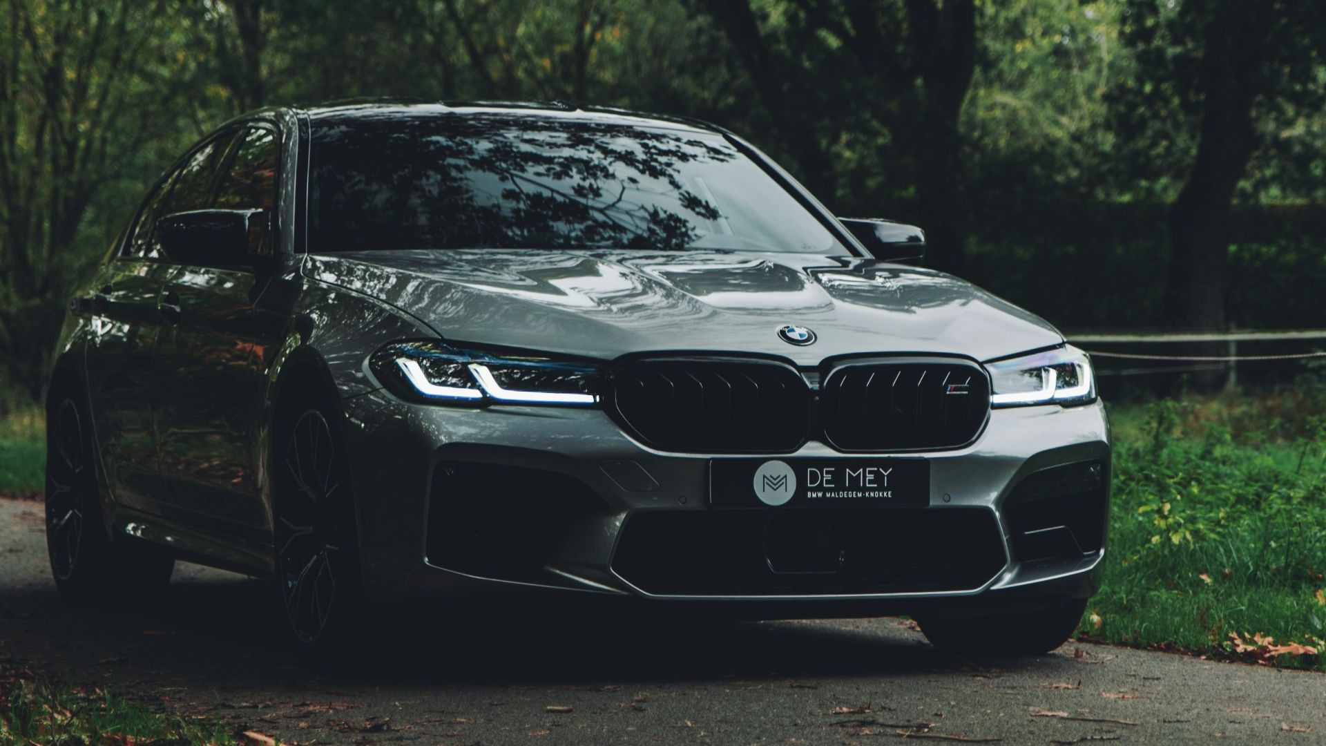 6. BMW M5