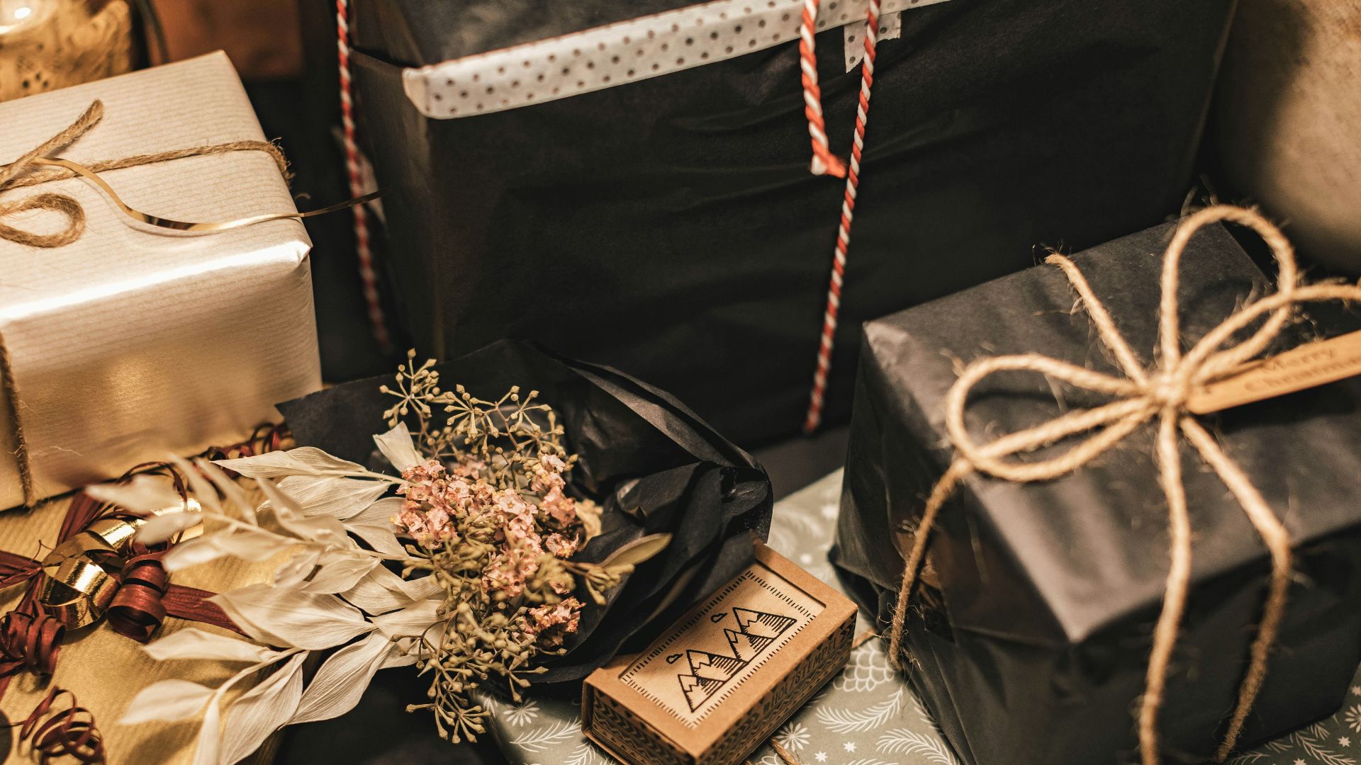 18. Exiger des cadeaux coûteux pour des occasions sans importance