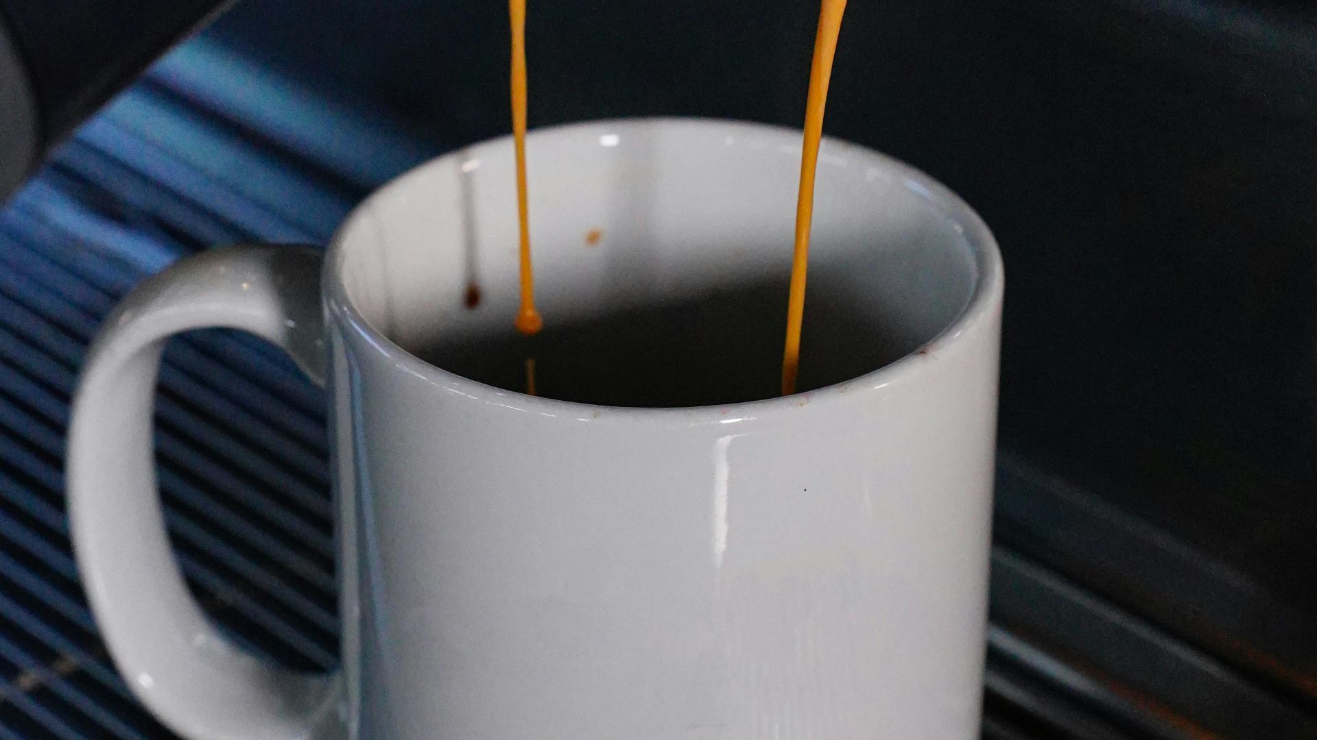18. Café